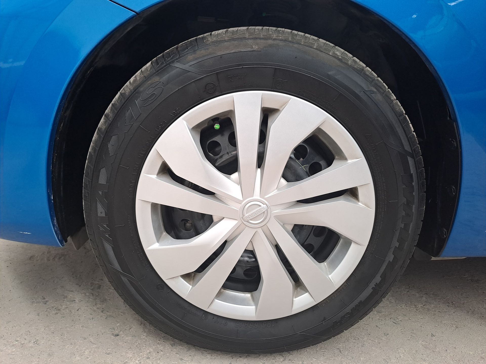 2024 Nissan VERSA SENSE MT 24