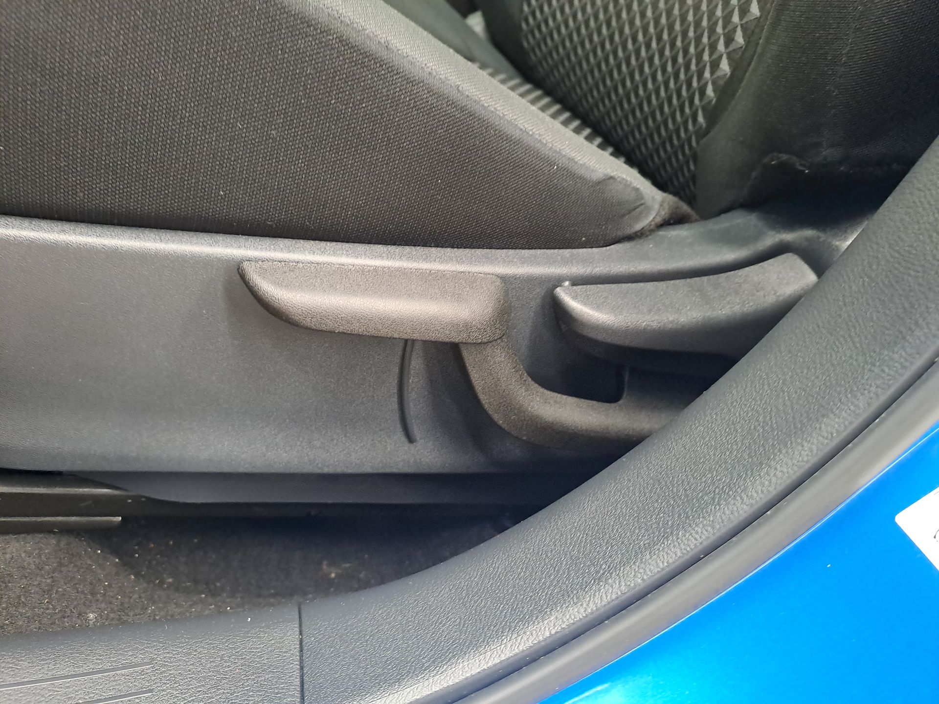 2024 Nissan VERSA SENSE MT 24