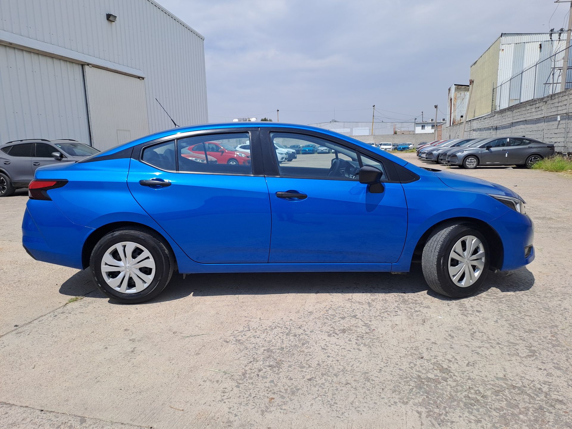 2024 Nissan VERSA SENSE MT 24