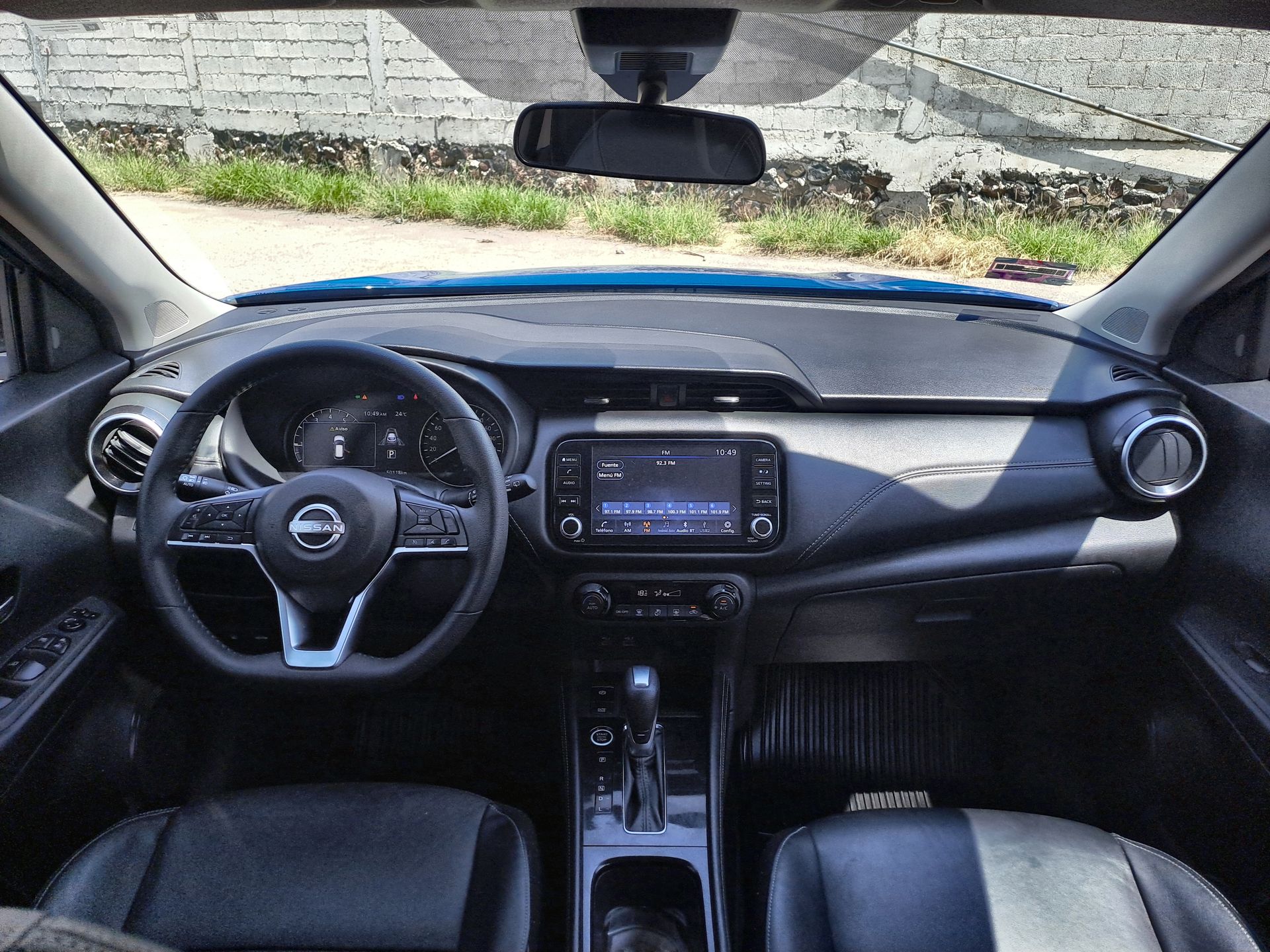 2024 Nissan KICKS PLATINUM BI-TONO 1.6 LTS CVT 24