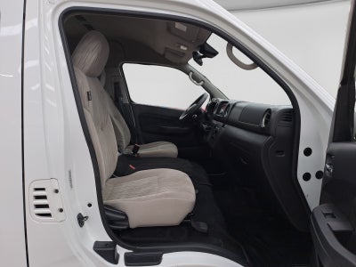 2024 Nissan NV350 URVAN 14 PASAJEROS AMPLIA AA 24