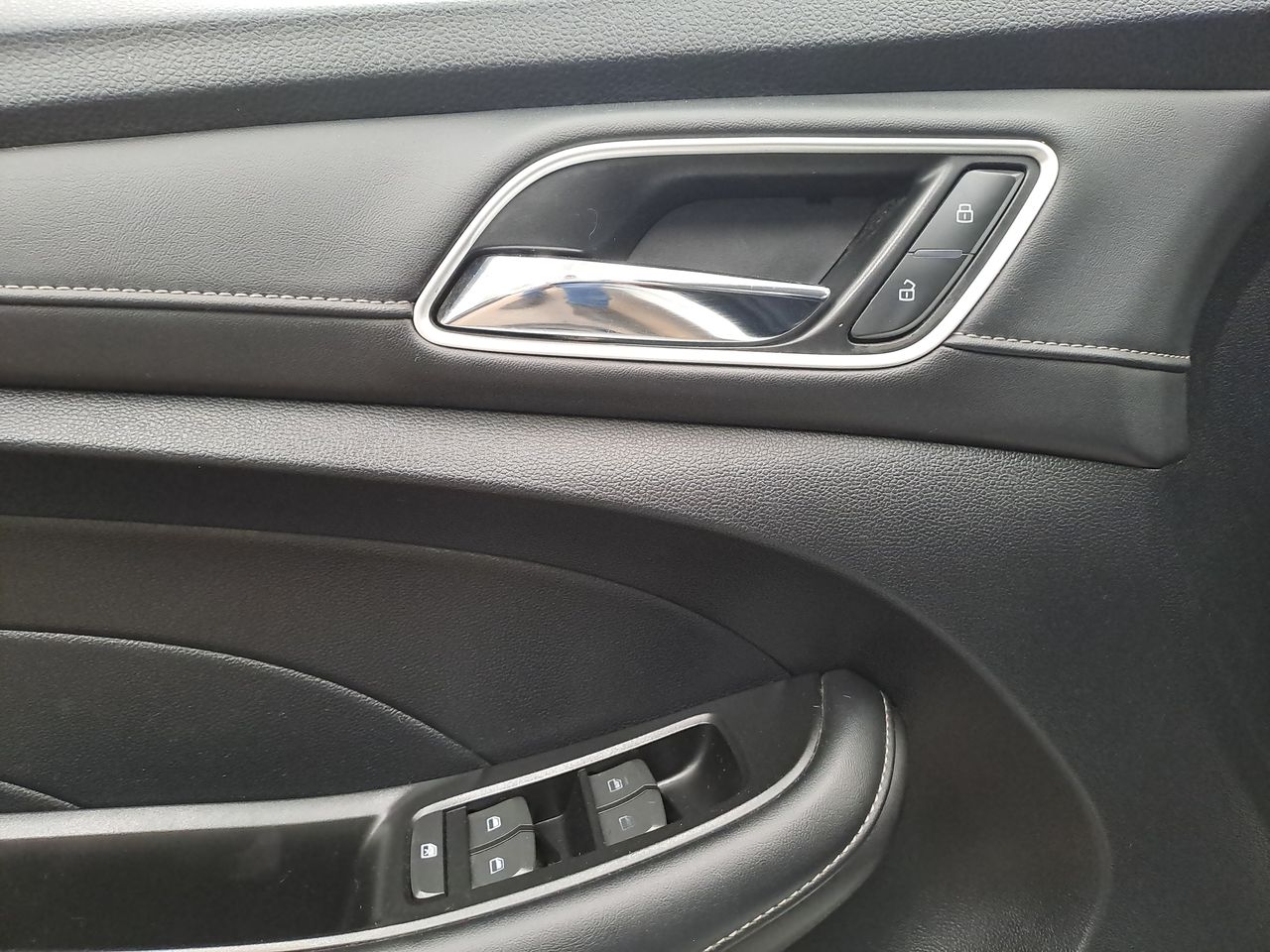 2023 MG MG5 1.5L COM EXCITE MT