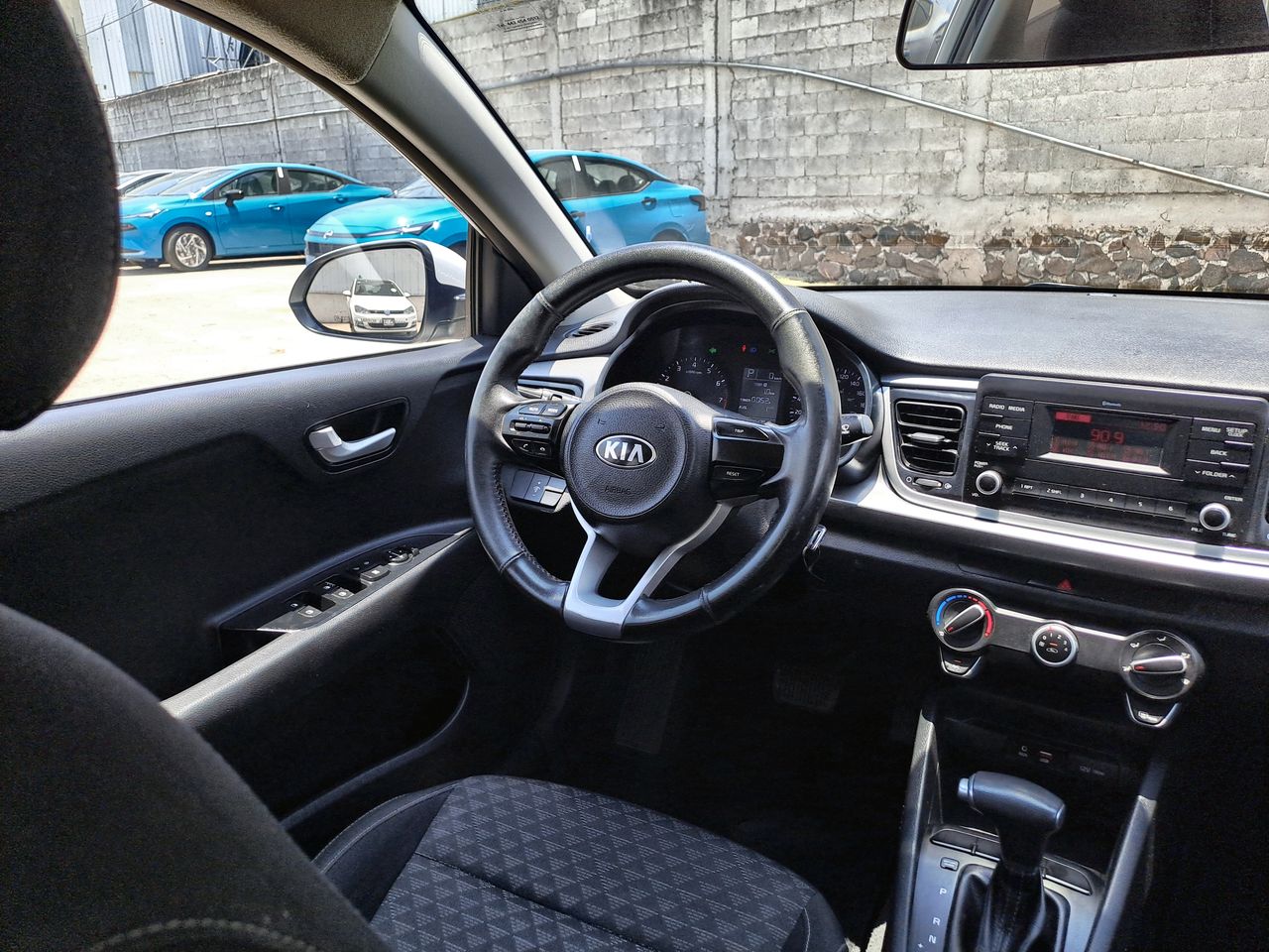 2020 Kia RIO SEDÁN L TA