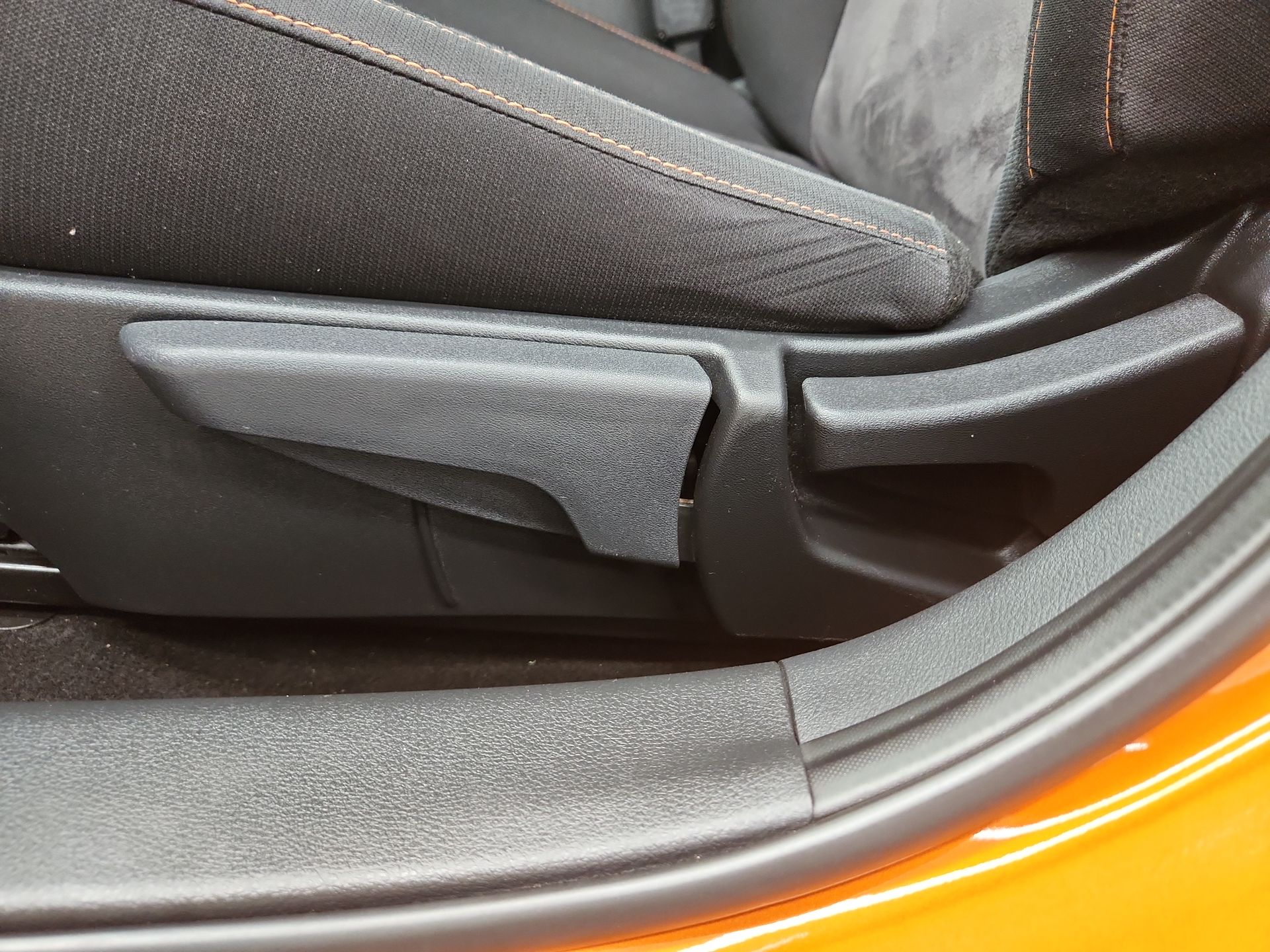 2023 Nissan SENTRA SR CVT 23