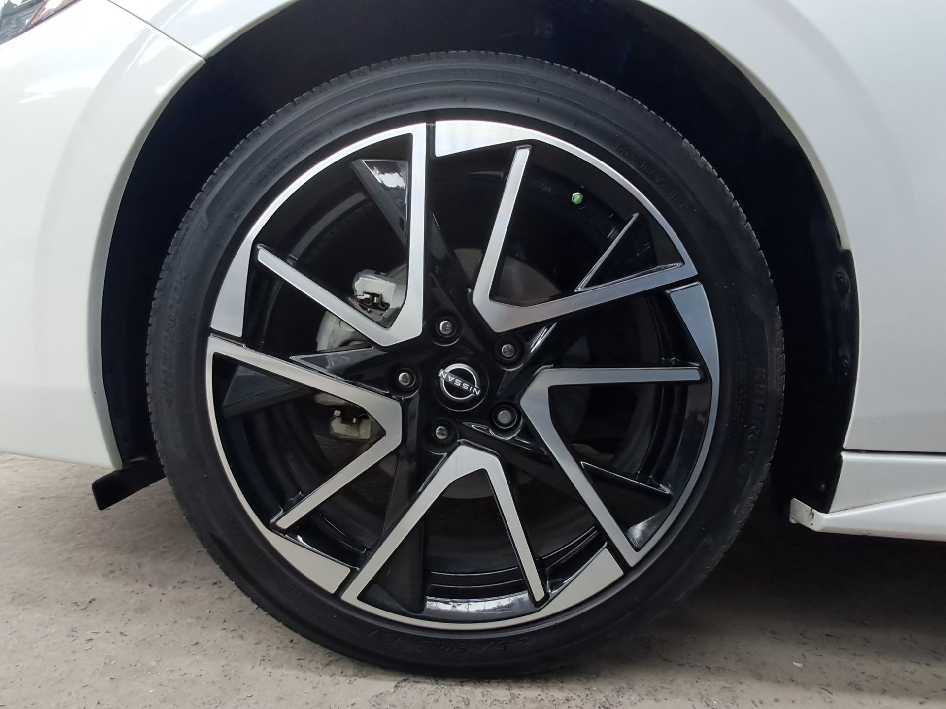 2024 Nissan SENTRA PLATINUM BITONO CVT 24