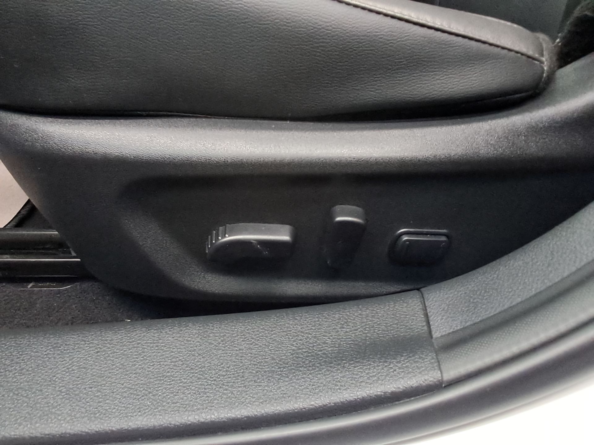 2024 Nissan SENTRA PLATINUM BITONO CVT 24