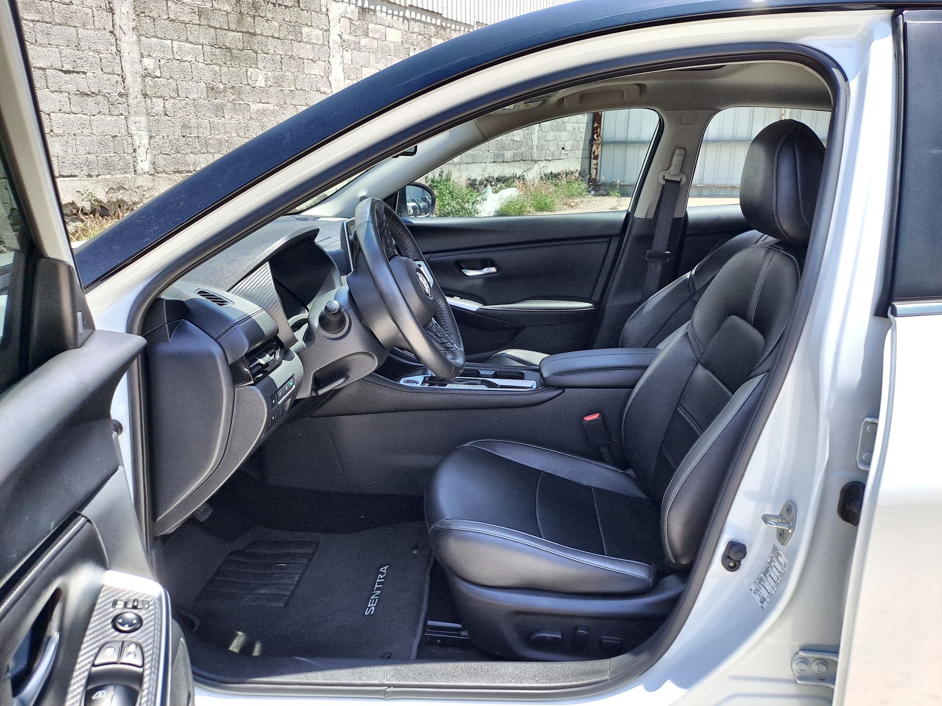 2024 Nissan SENTRA PLATINUM BITONO CVT 24