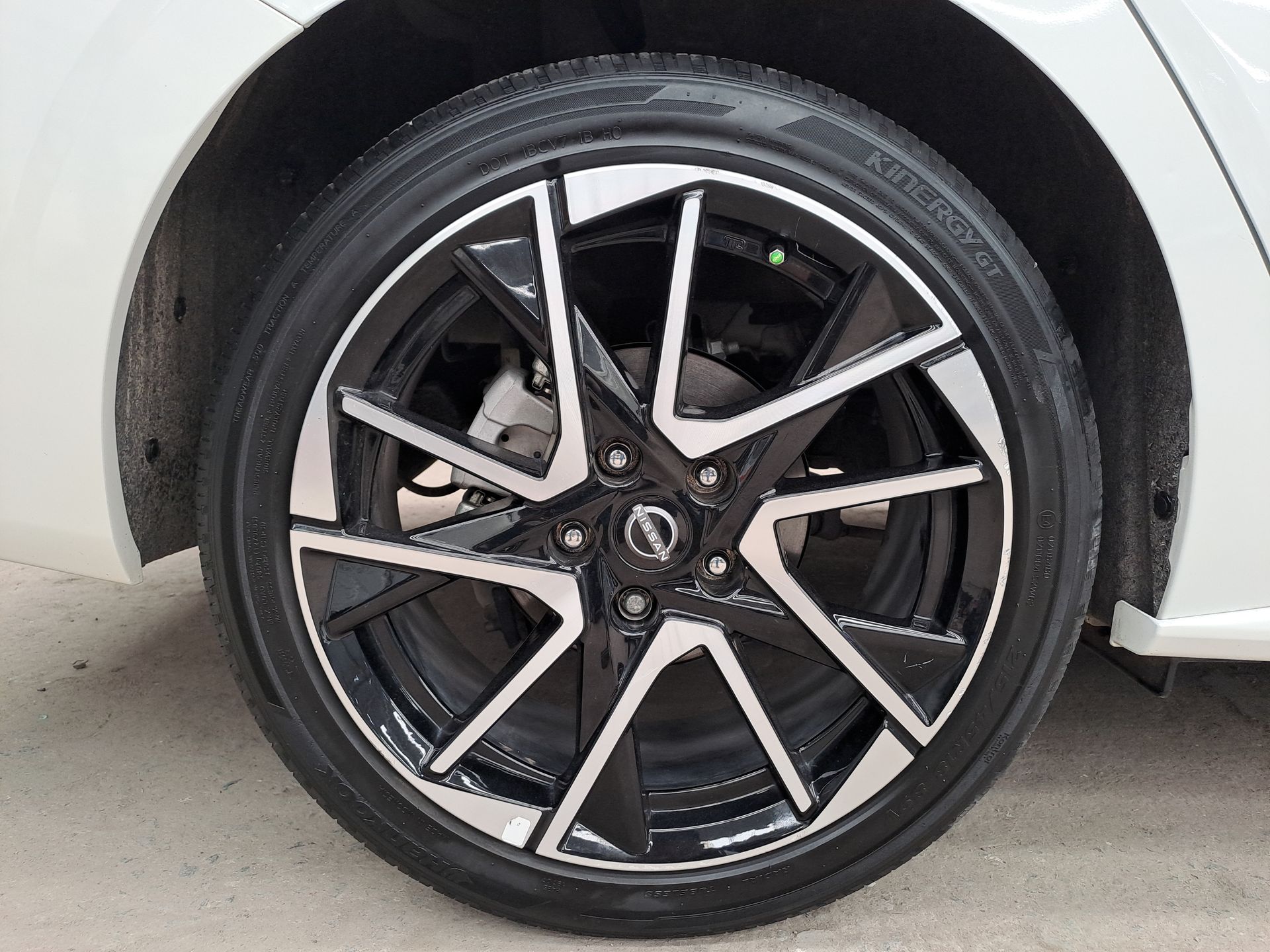 2024 Nissan SENTRA PLATINUM BITONO CVT 24