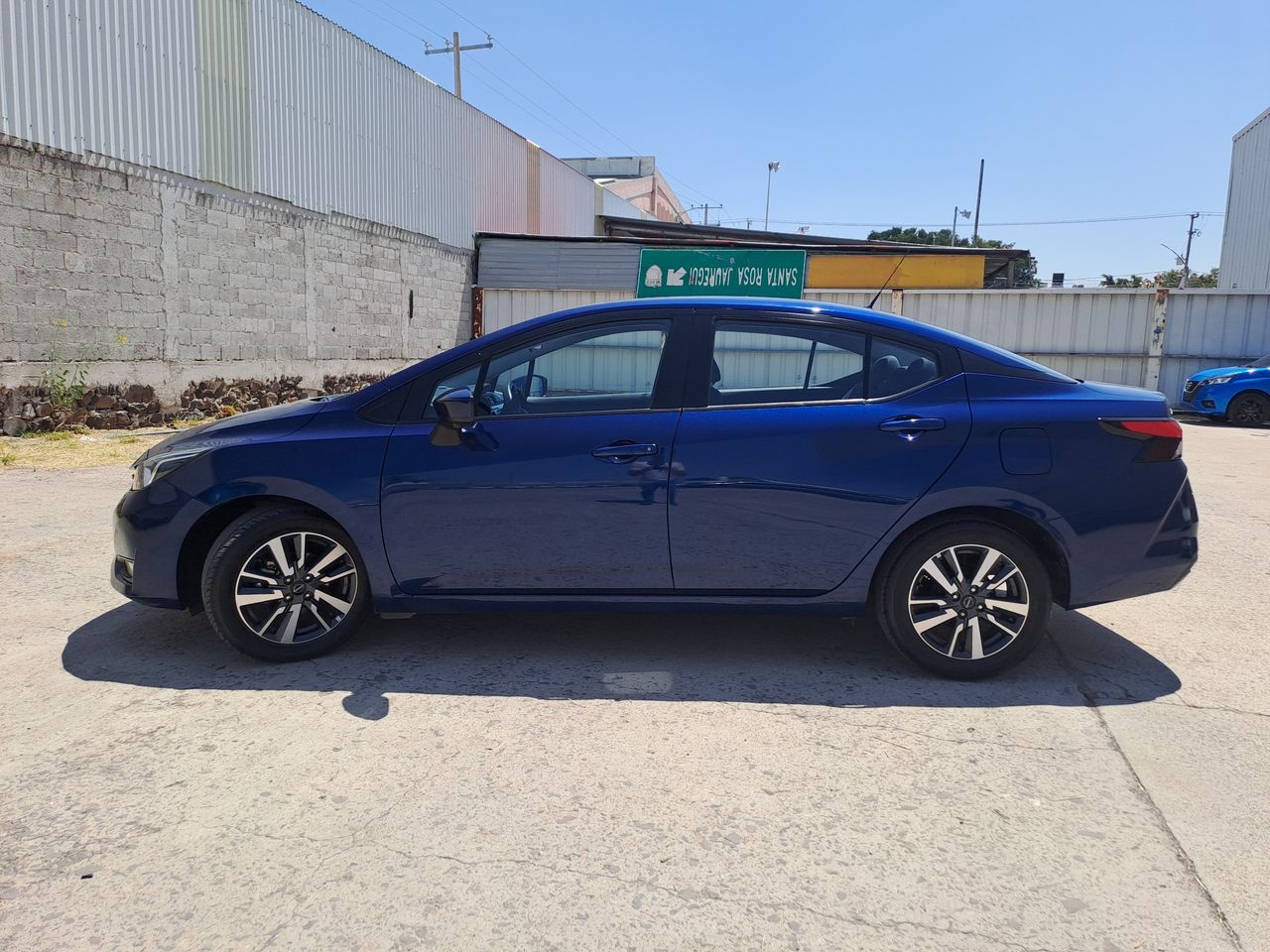 2023 Nissan VERSA ADVANCE MT 23