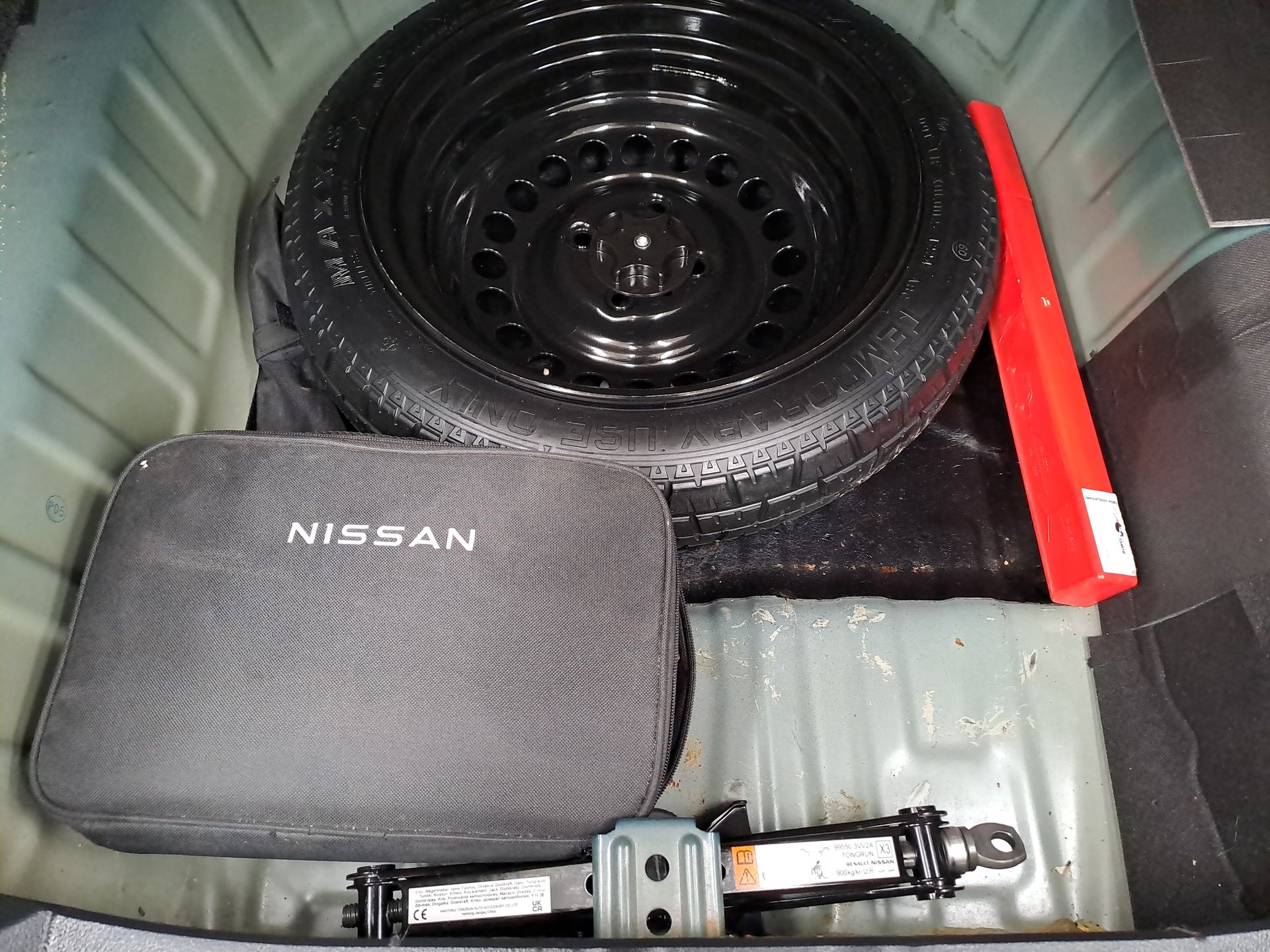 2024 Nissan VERSA SENSE CVT 24