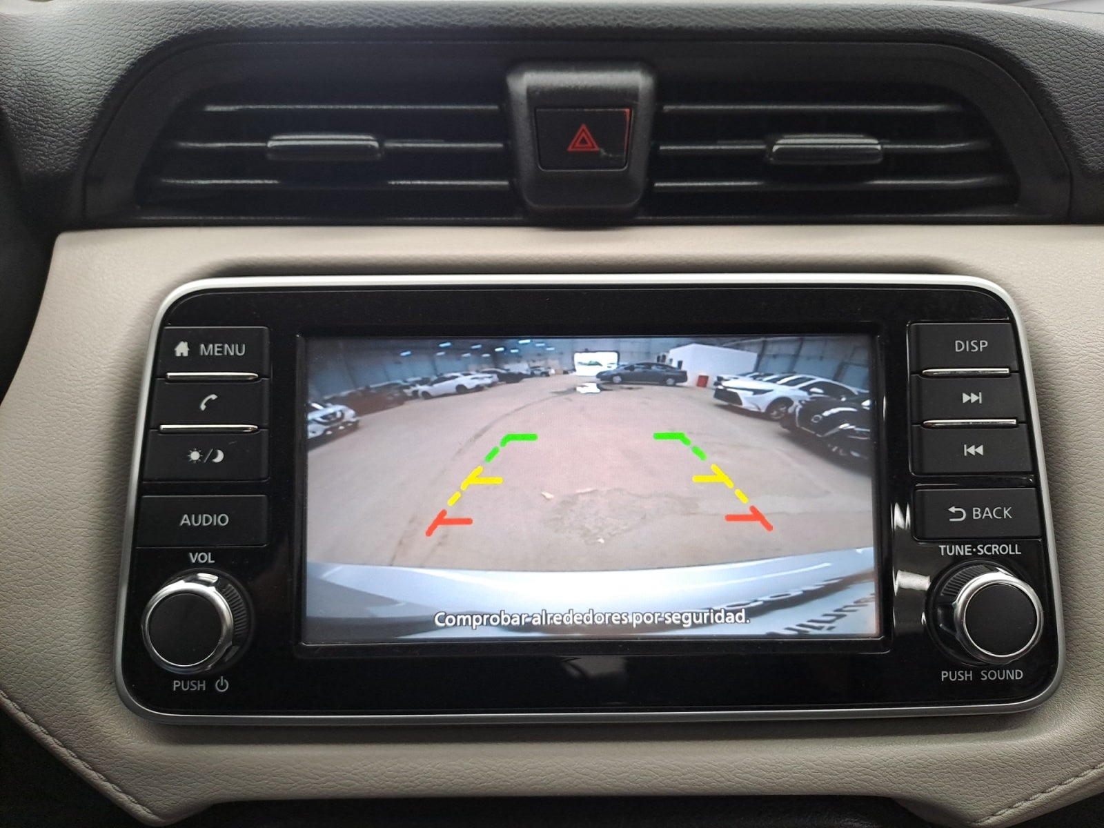 2021 Nissan VERSA ADVANCE CVT 21