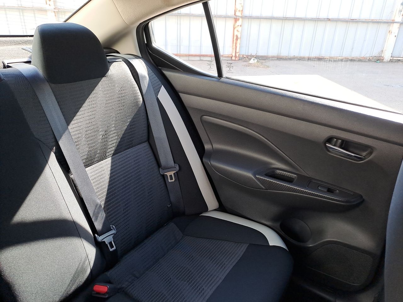 2022 Nissan VERSA ADVANCE CVT 22