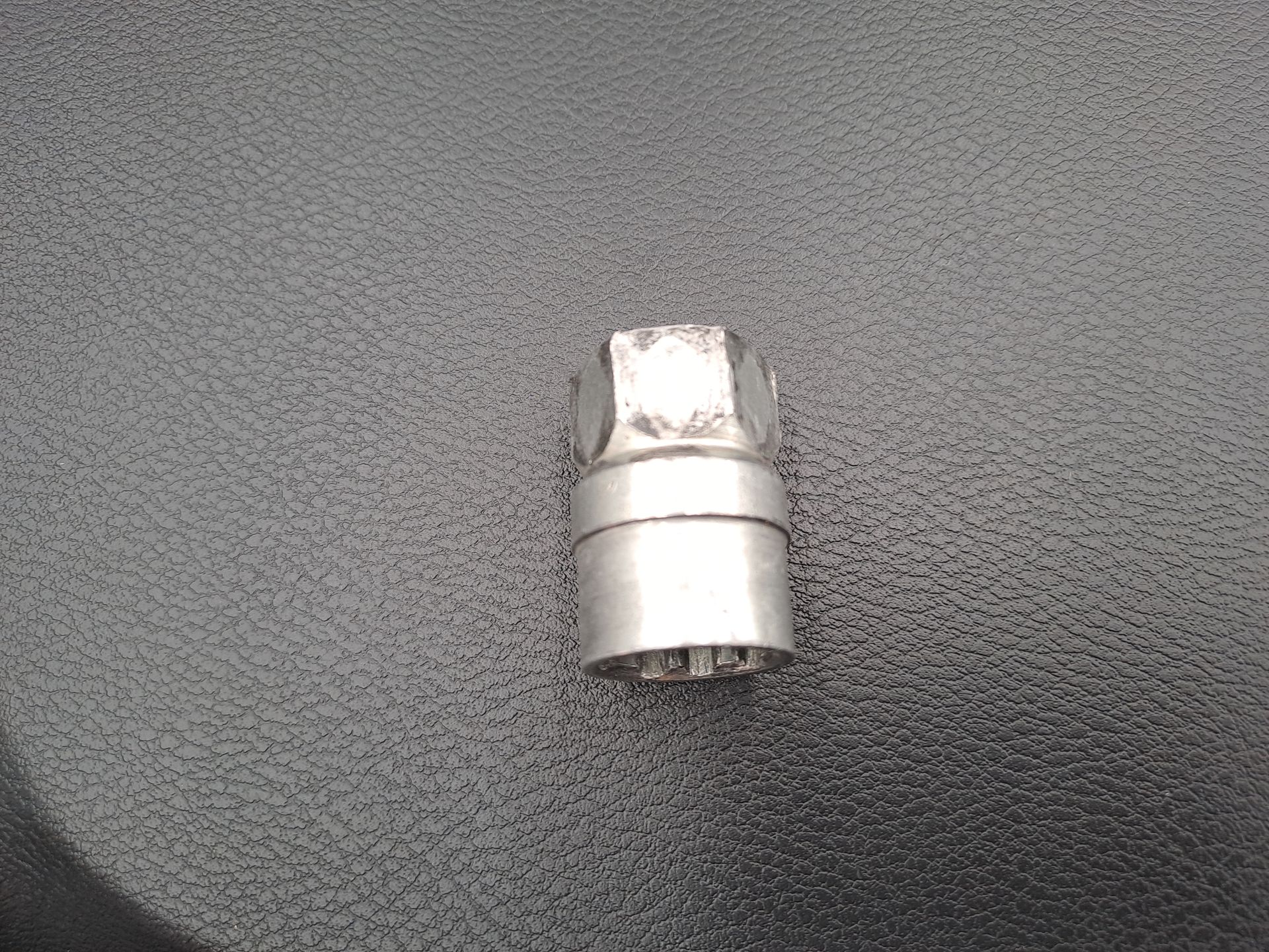 2024 Nissan VERSA ADVANCE CVT 24