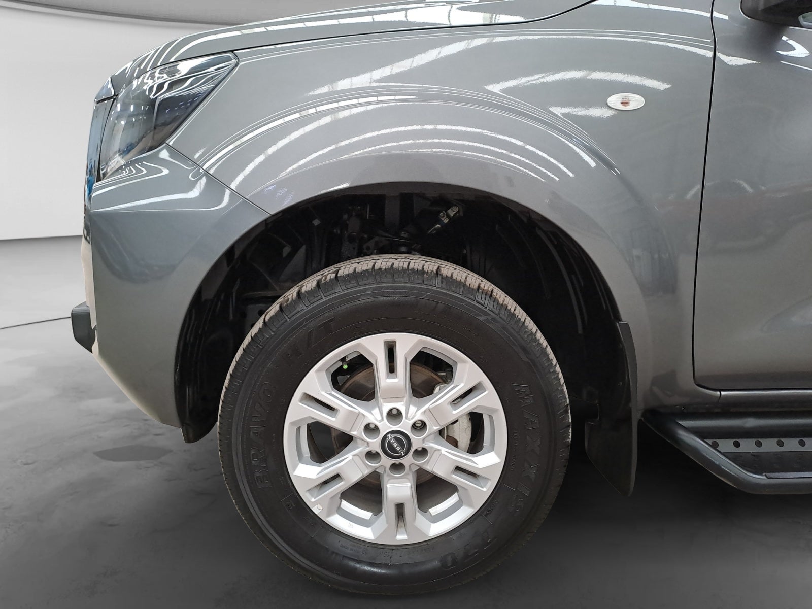 2024 Nissan FRONTIER FRONTIER XE TM 24