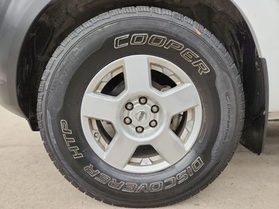 2020 Nissan FRONTIER DOBLE CABINA SE TM AC PAQ SEG 6VEL