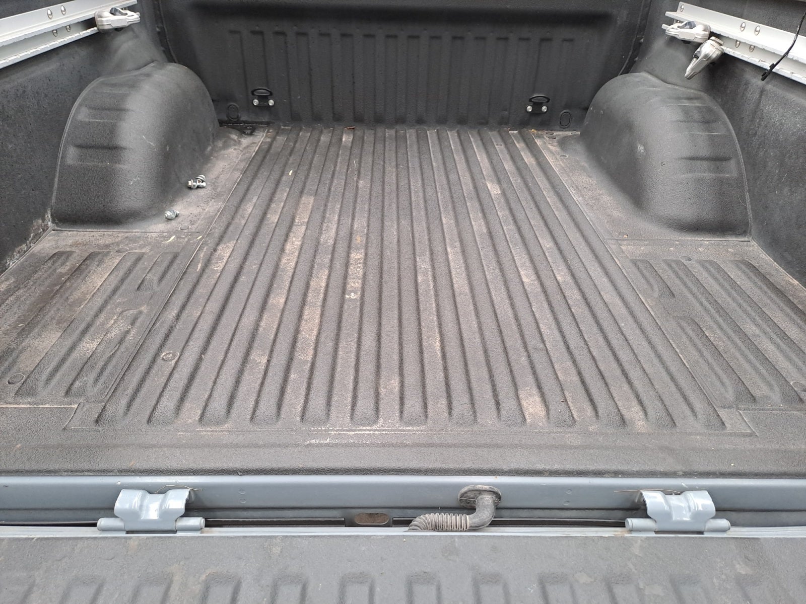 2024 Nissan FRONTIER FRONTIER PRO-4X 4X4 TA 24