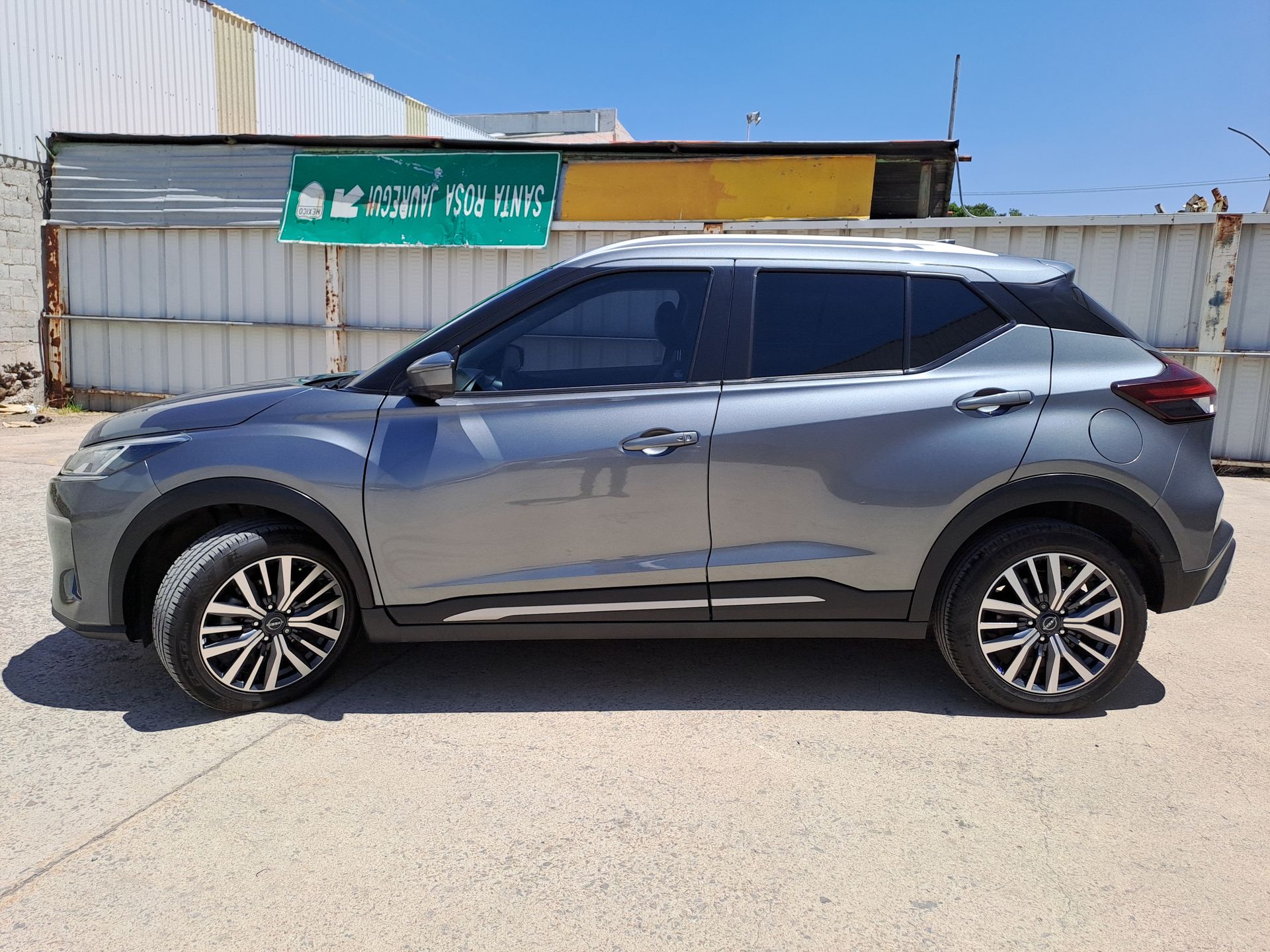 2023 Nissan KICKS EXCLUSIVE 1.6 LTS CVT 23