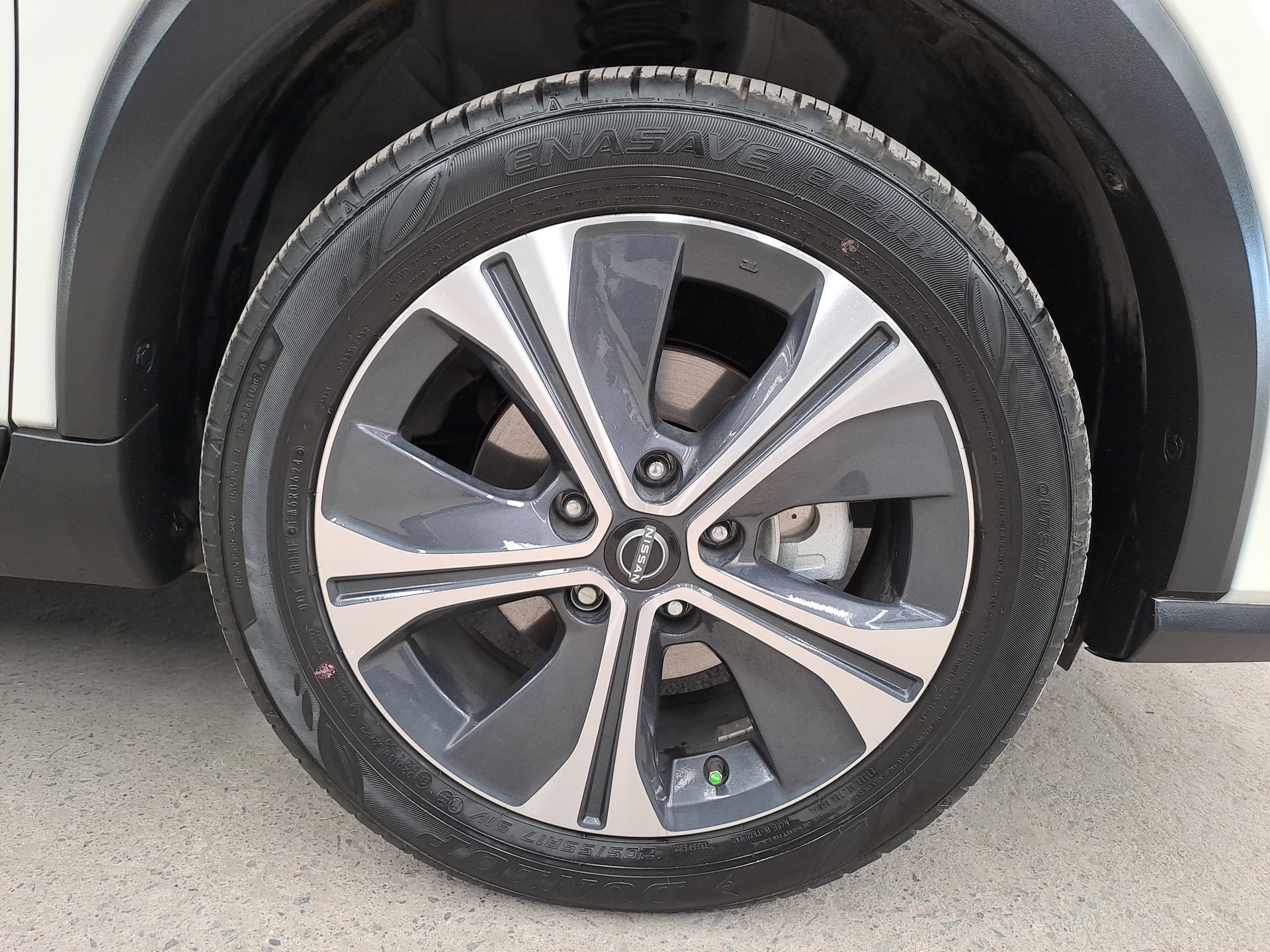 2024 Nissan KICKS PLATINUM E-POWER 24