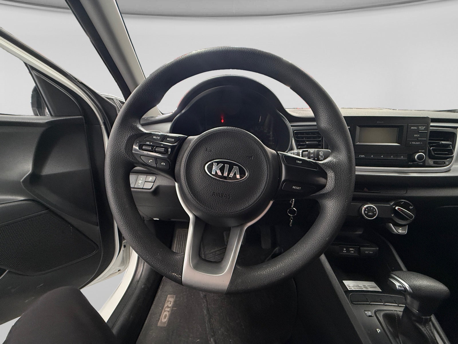 2018 Kia RIO LX 1.6 AT