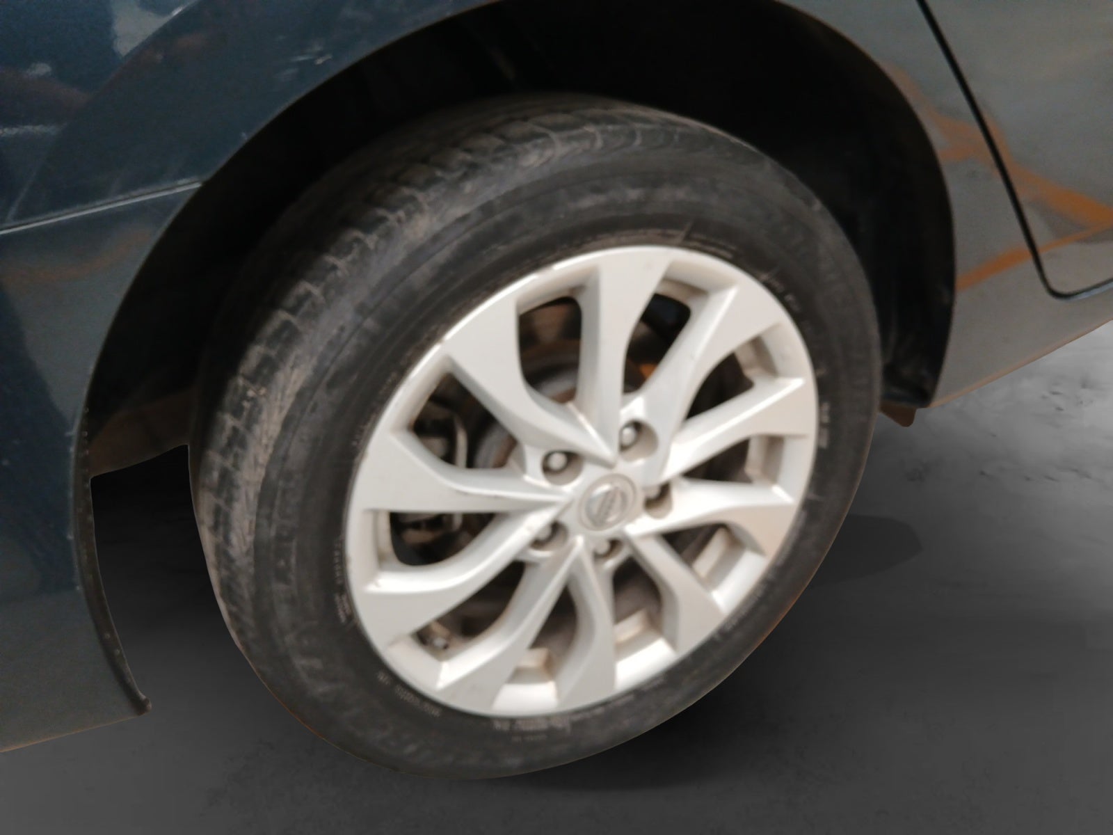 2018 Nissan SENTRA ADVANCE MT