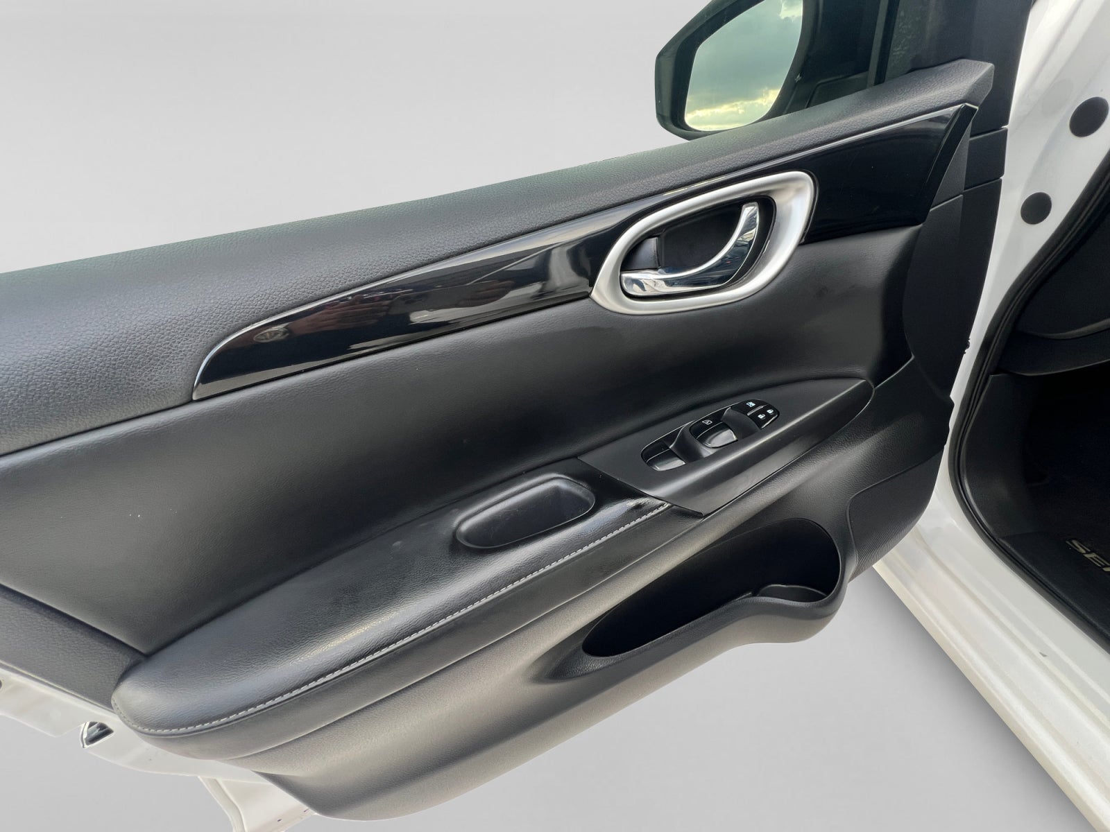 2018 Nissan SENTRA EXCLUSIVE CVT NAVI
