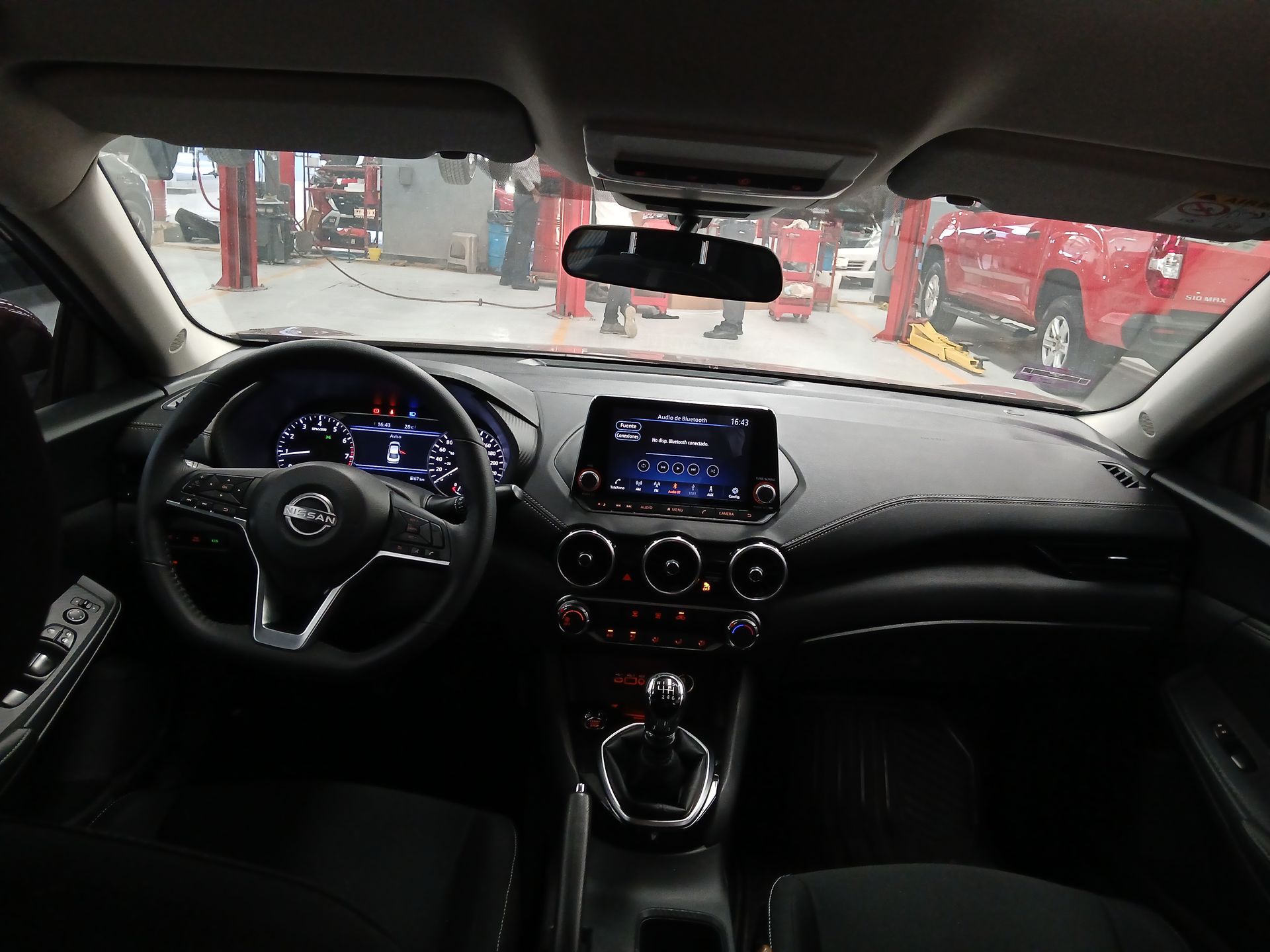 2025 Nissan SENTRA SENTRA ADVANCE T/M