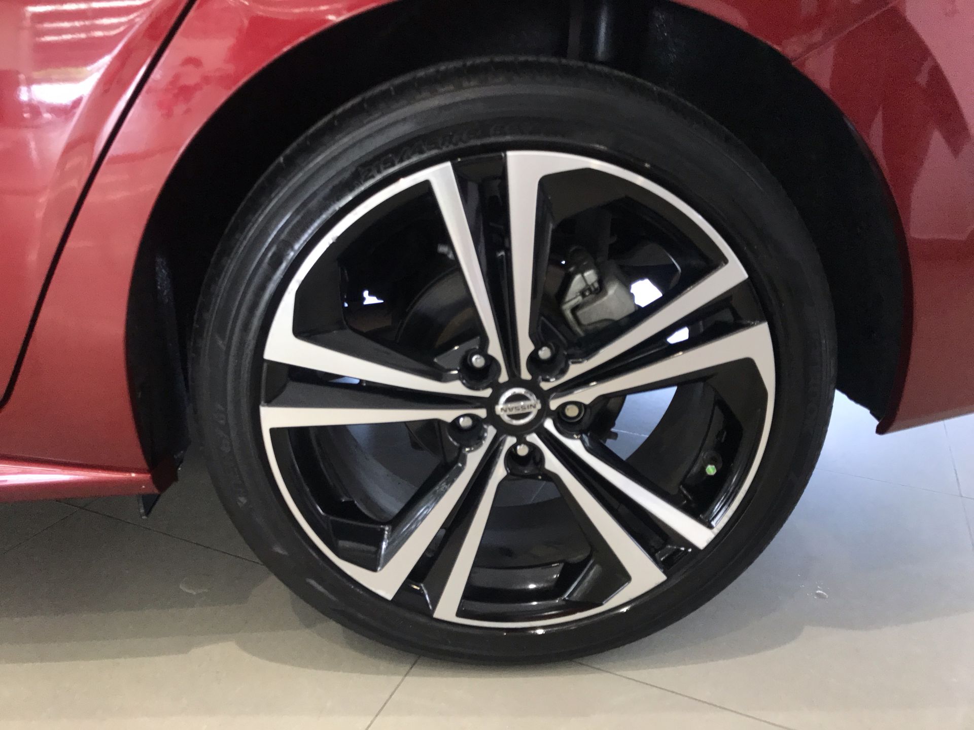 2023 Nissan SENTRA SR CVT 23
