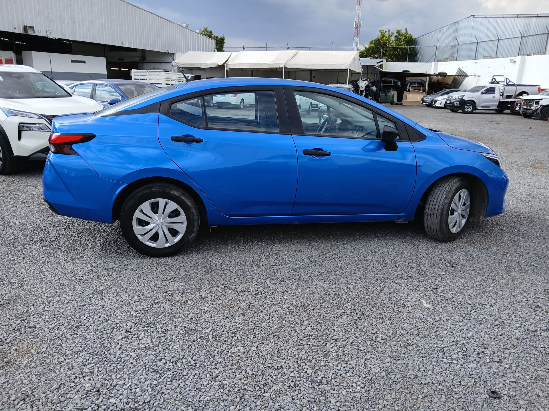 2024 Nissan VERSA VERSA SENSE MT