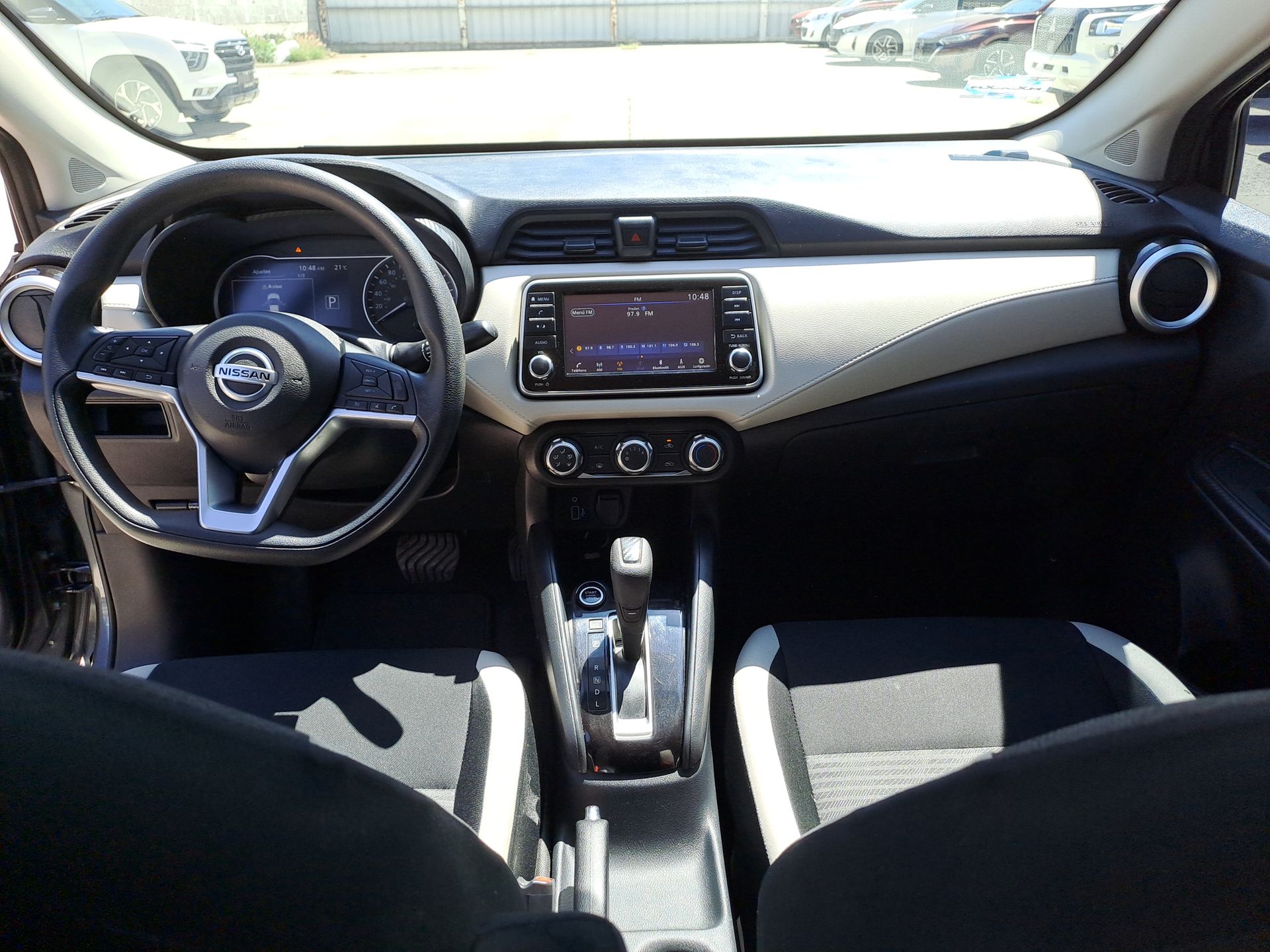 2022 Nissan VERSA ADVANCE CVT 22