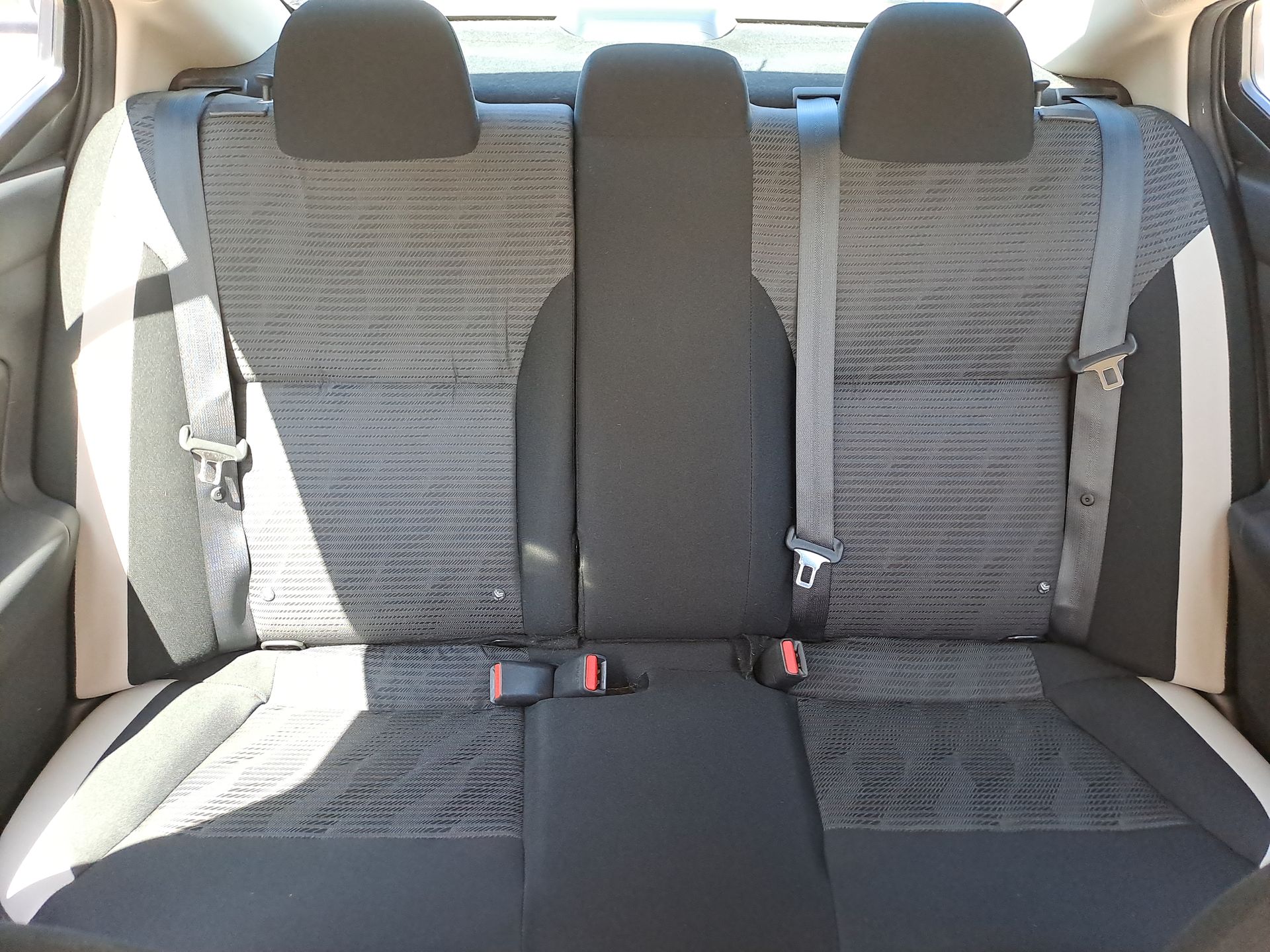 2022 Nissan VERSA ADVANCE CVT 22