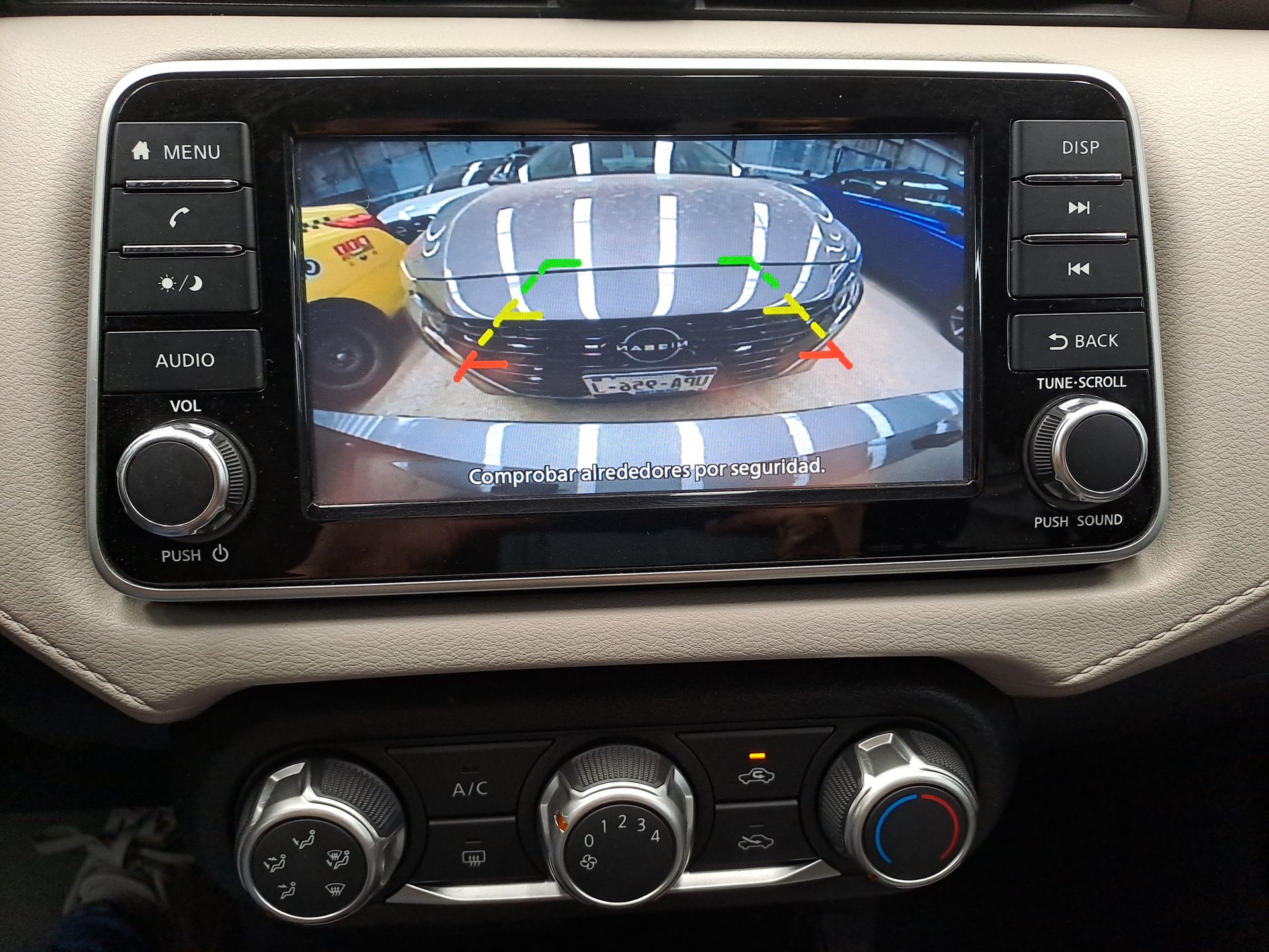 2022 Nissan VERSA ADVANCE CVT 22