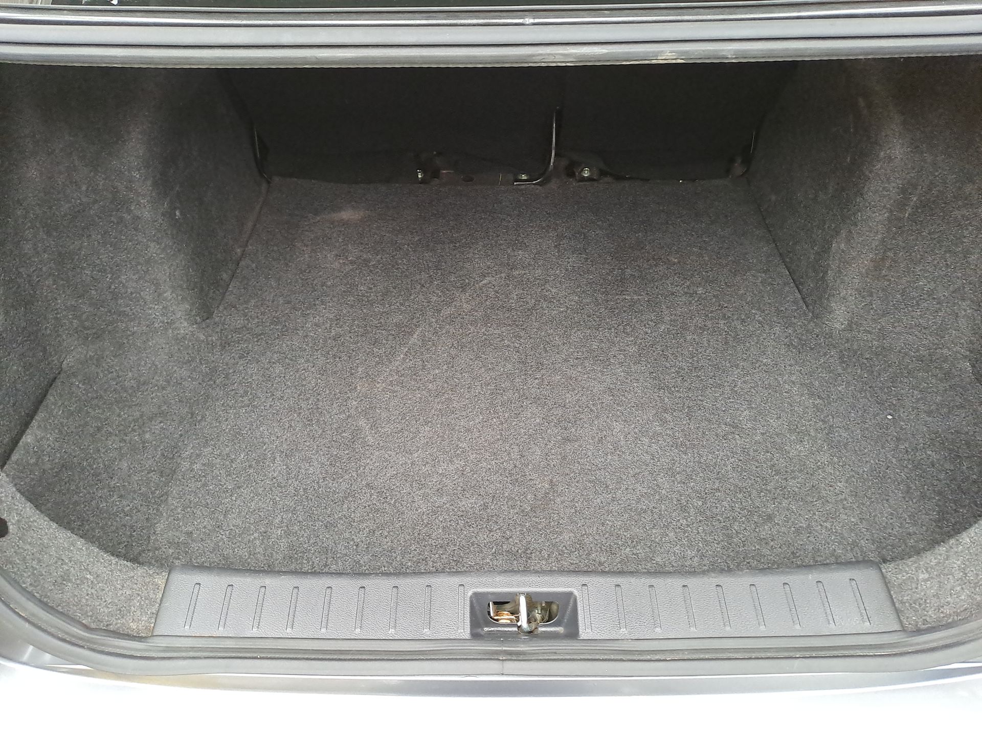 2022 Nissan VERSA ADVANCE CVT 22