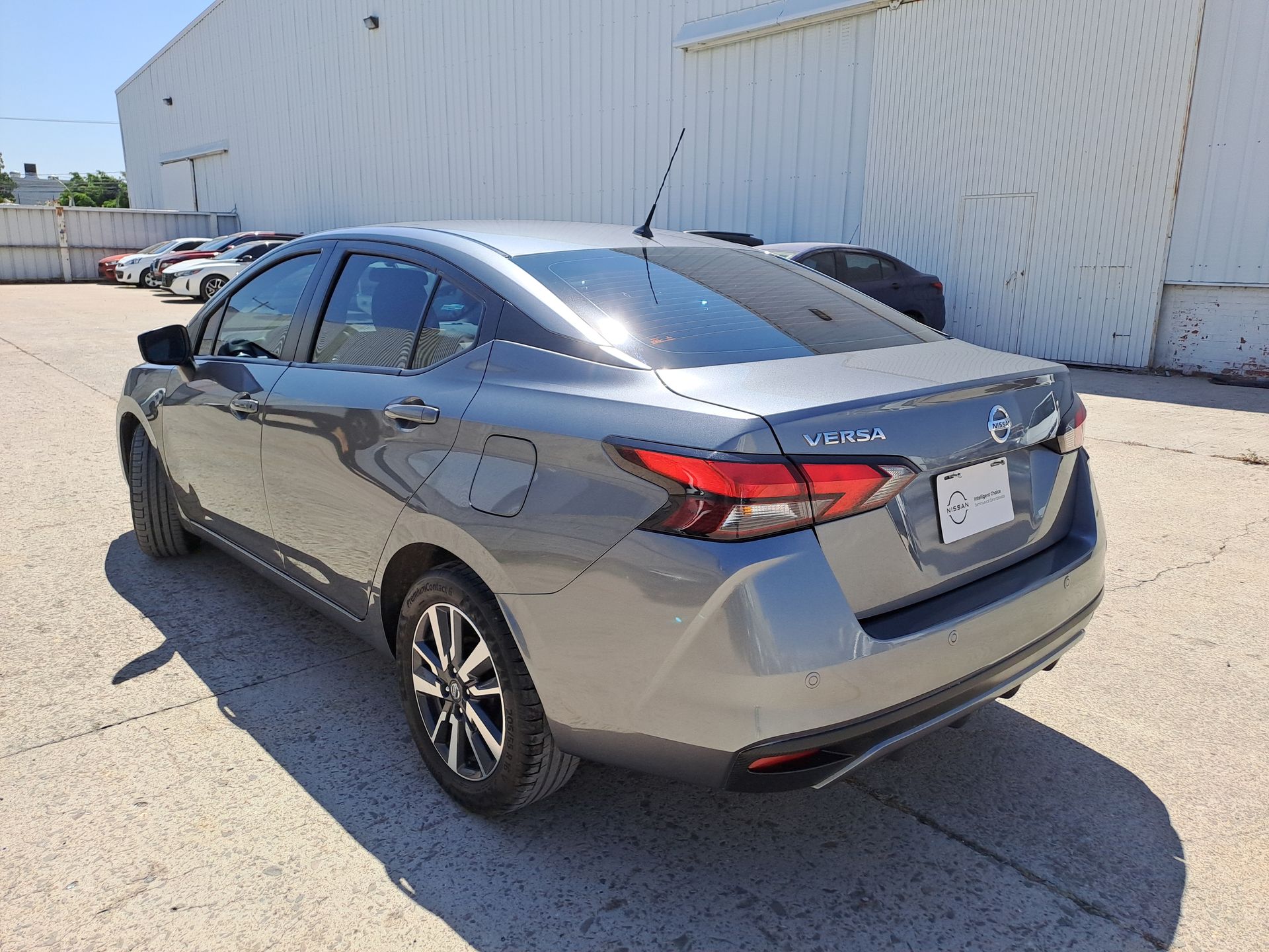 2022 Nissan VERSA ADVANCE CVT 22