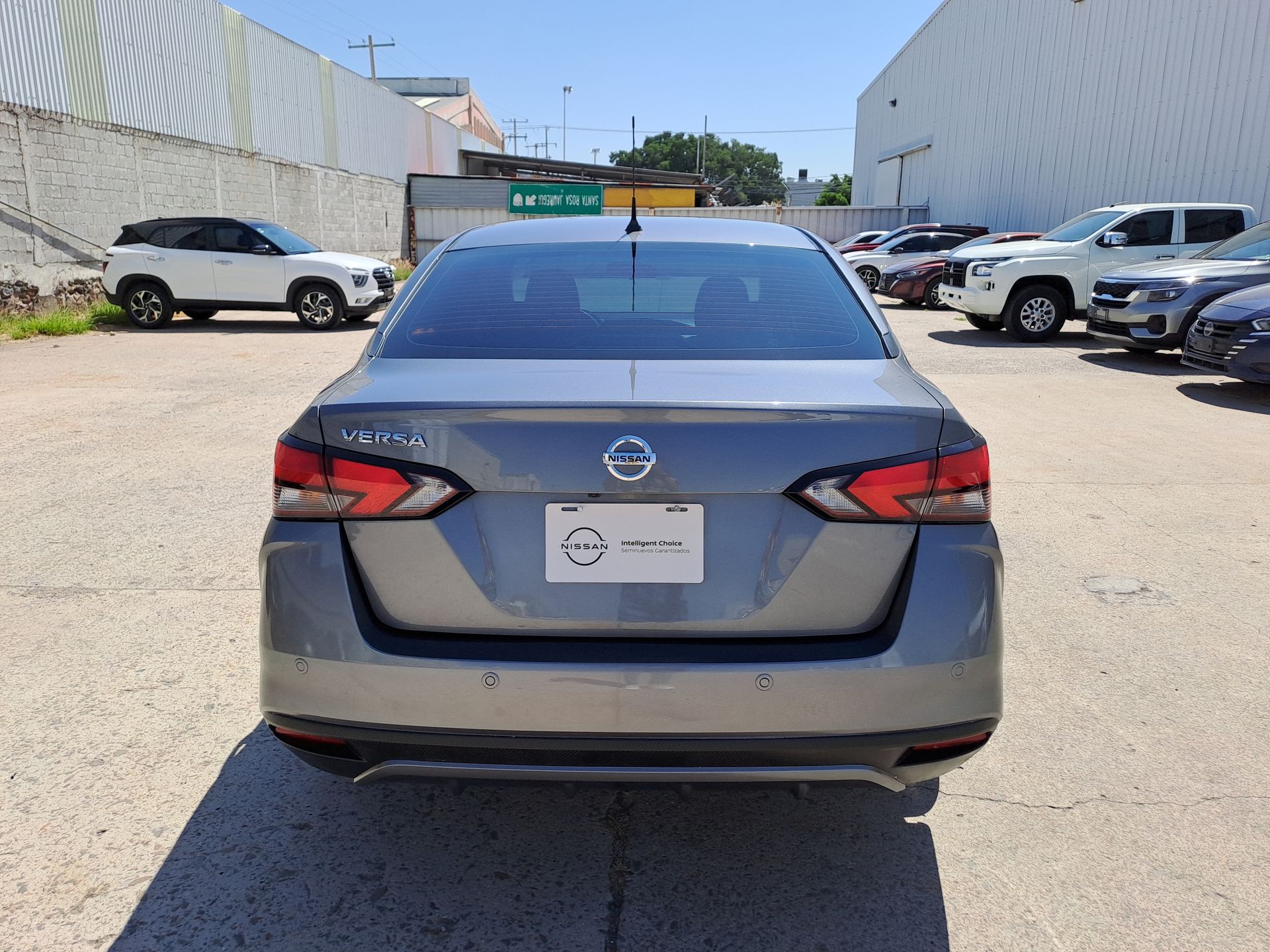 2022 Nissan VERSA ADVANCE CVT 22