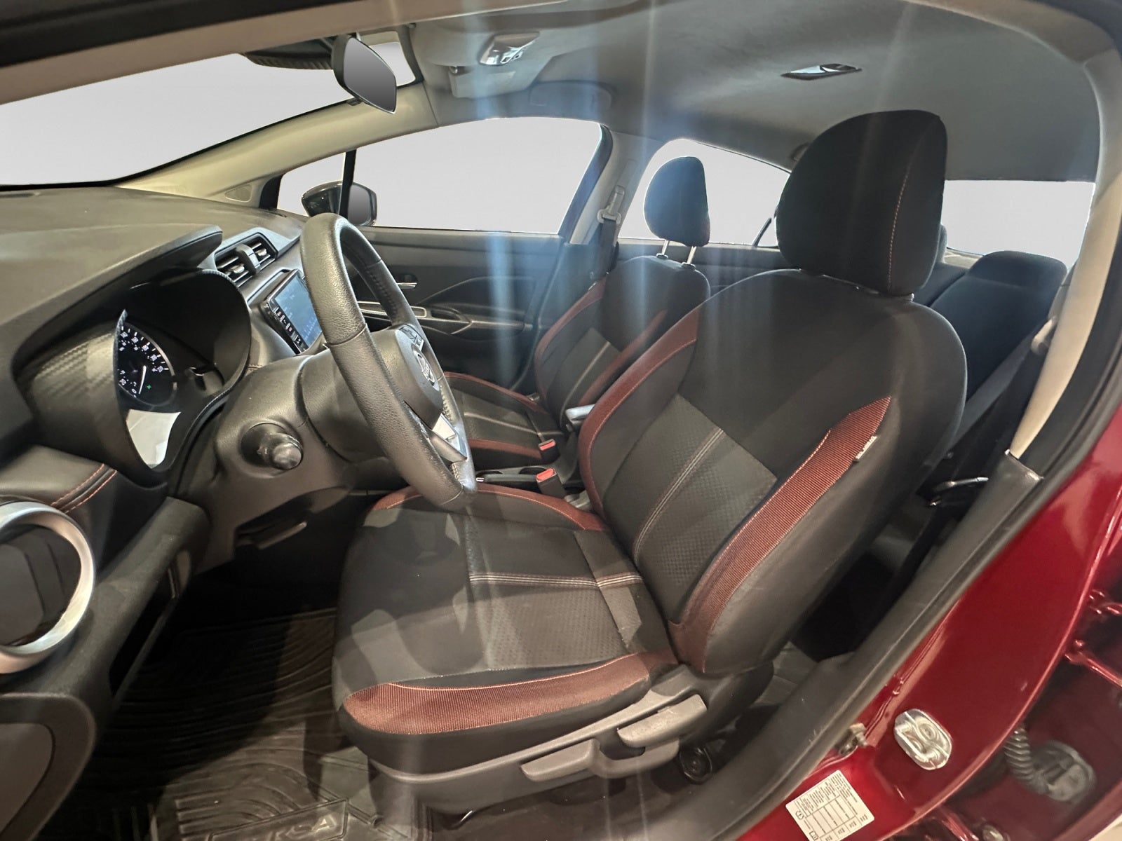 2023 Nissan VERSA SR CVT 23