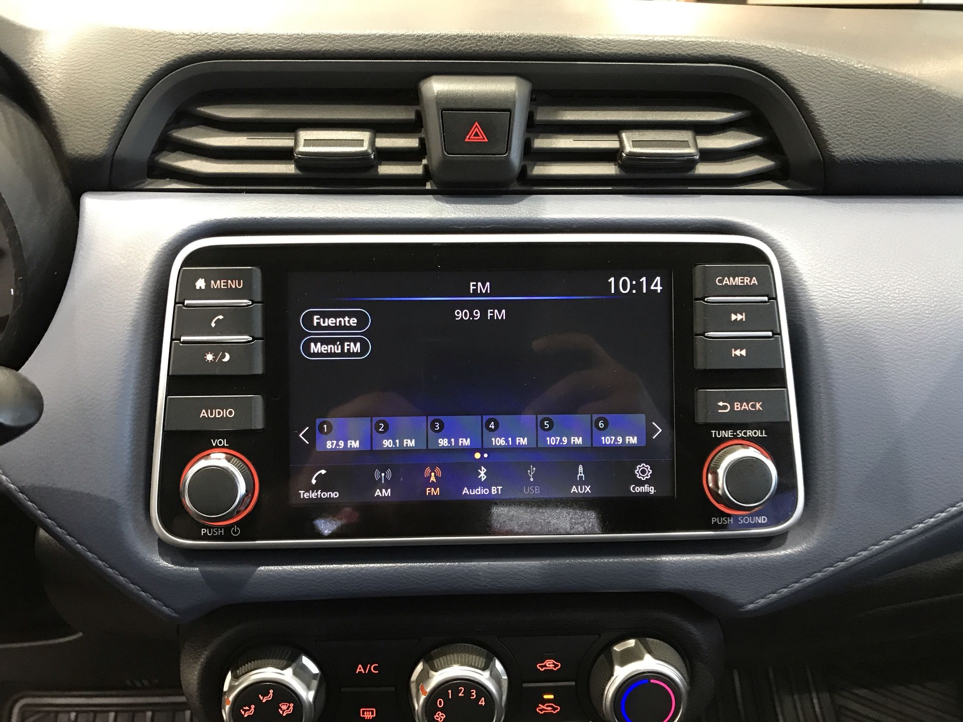 2023 Nissan VERSA ADVANCE MT 23