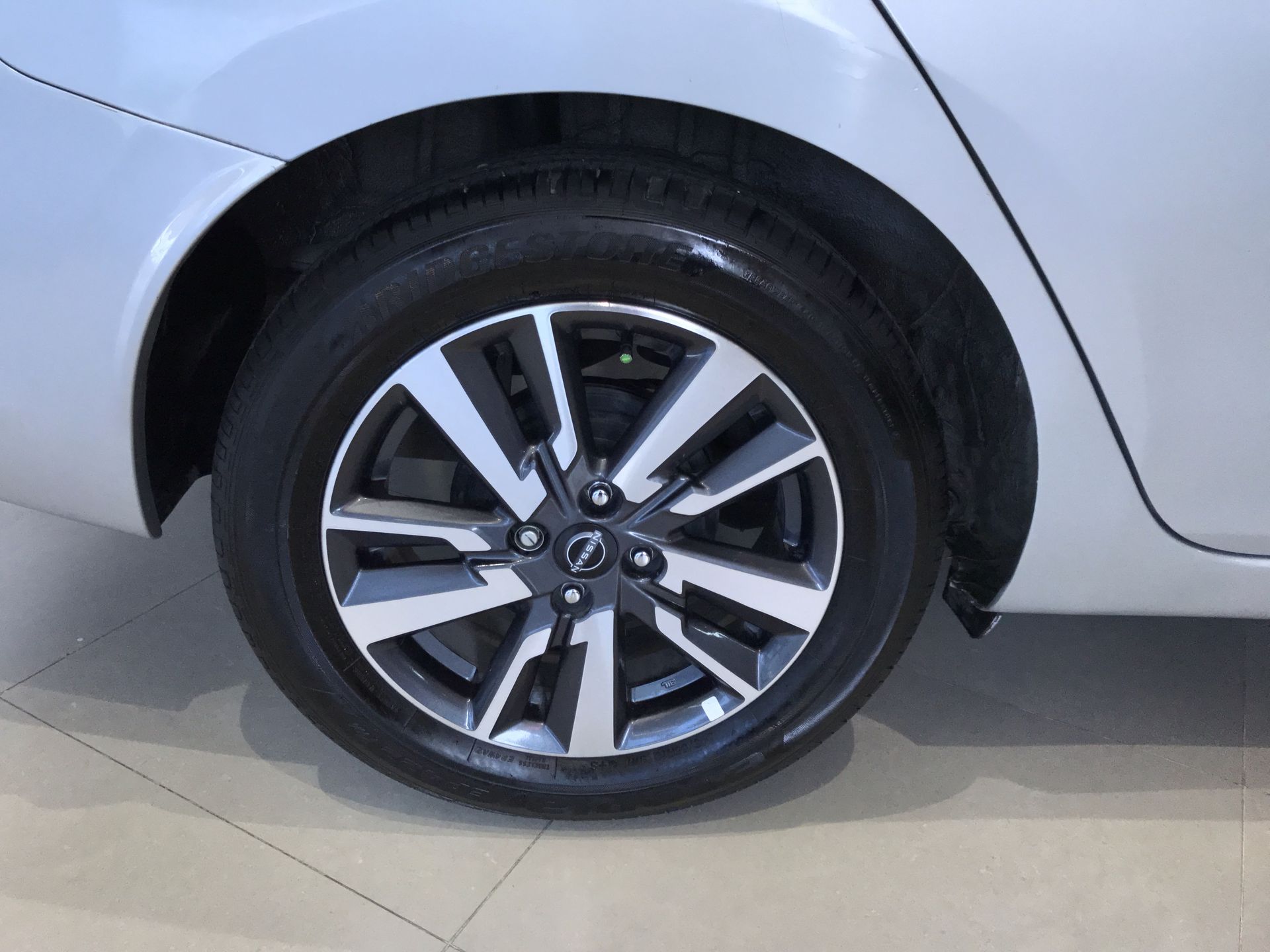 2023 Nissan VERSA ADVANCE MT 23