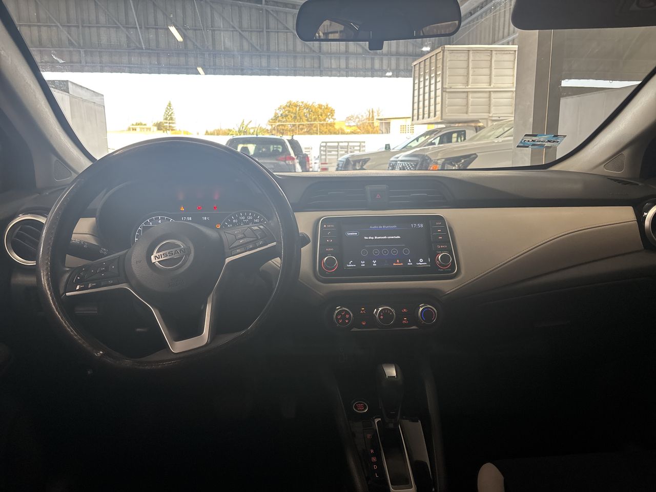 2021 Nissan VERSA ADVANCE CVT 21