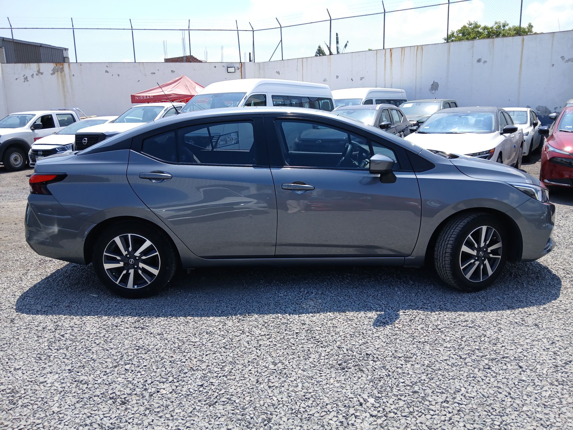 2022 Nissan VERSA VERSA ADVANCE MT