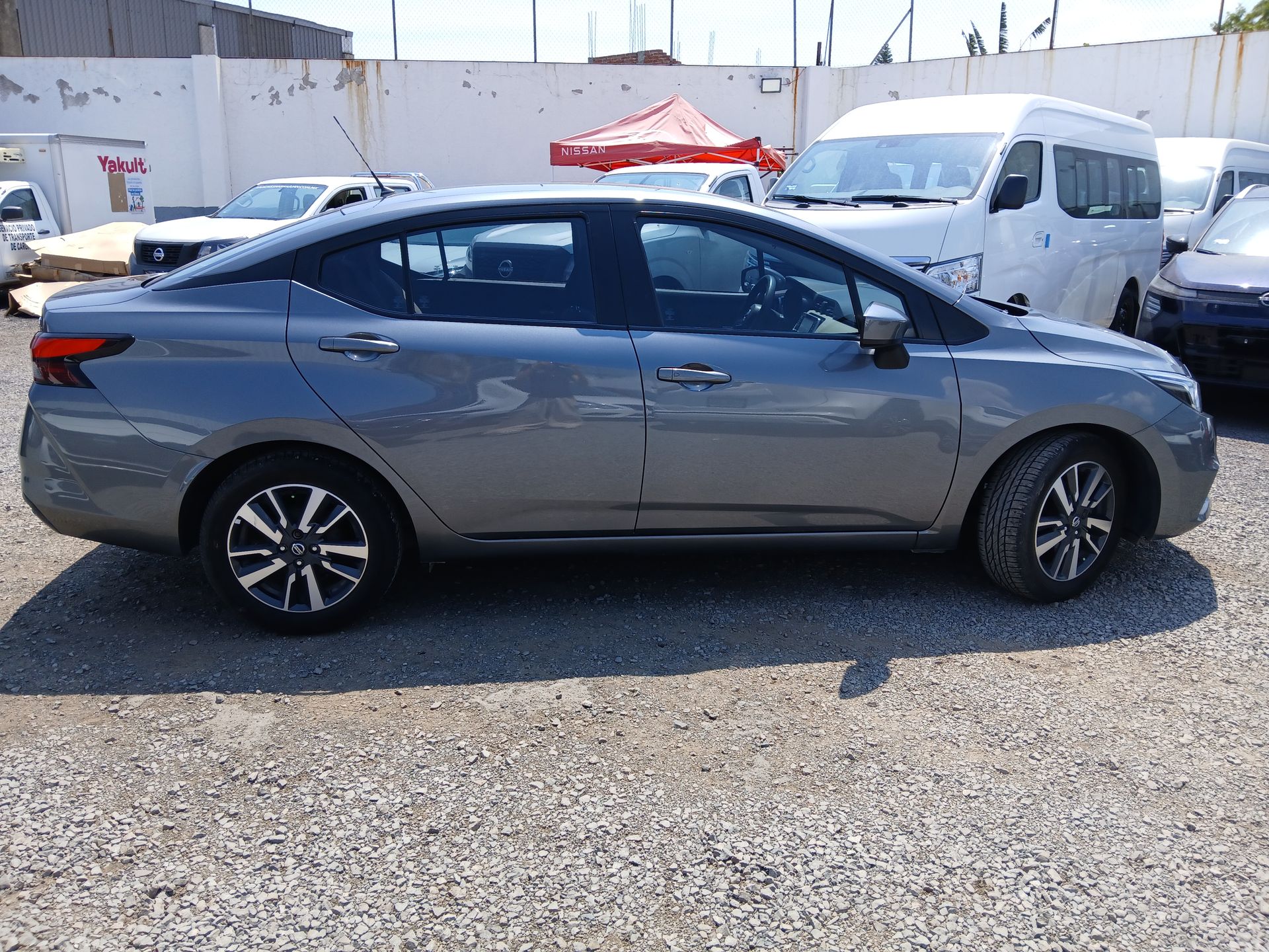 2022 Nissan VERSA VERSA ADVANCE MT