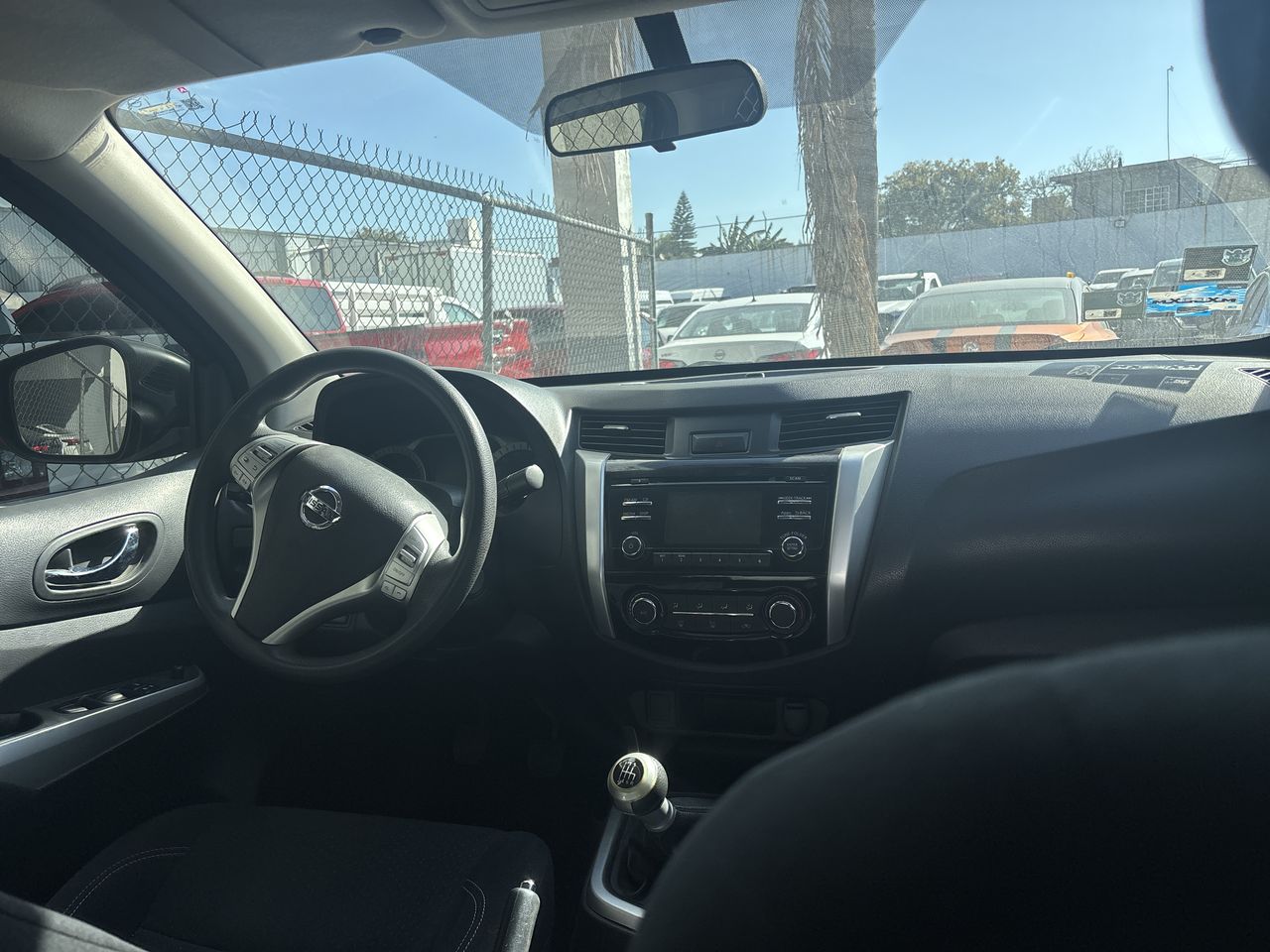 2018 Nissan NP300 FRONTIER LE TM AC