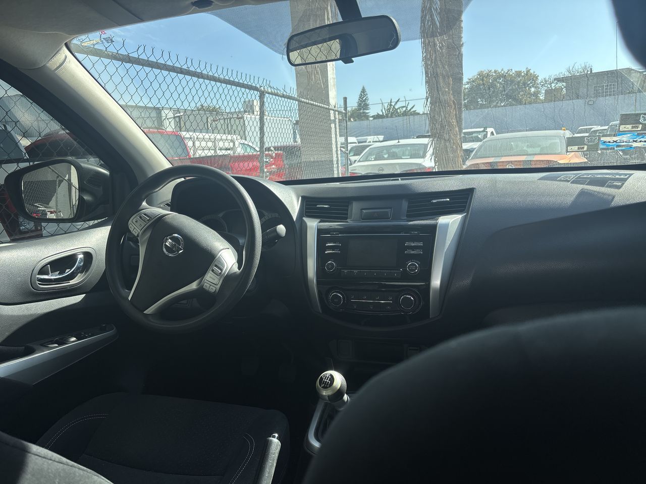 2018 Nissan NP300 FRONTIER LE TM AC