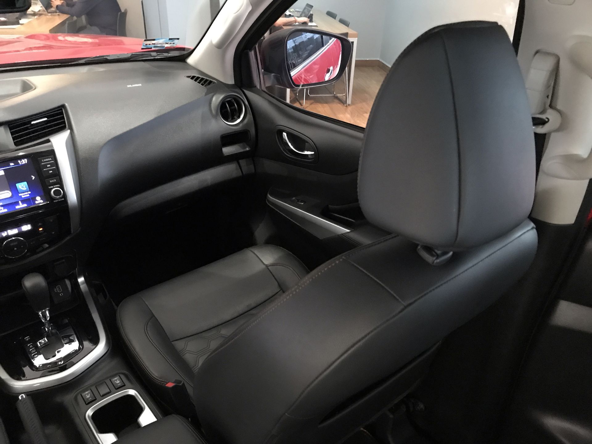 2023 Nissan FRONTIER FRONTIER PLATINUM LE TA