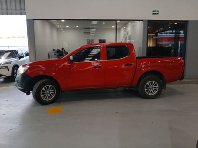 2020 Nissan NP300 DOBLE CABINA NP300 DOBLE CABINA SE TM AC PAQ SEG 6VEL.