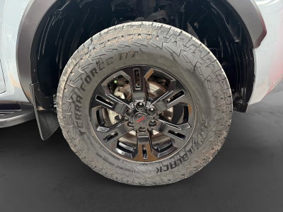 2022 Nissan FRONTIER PRO-4X 4X4 TA 22