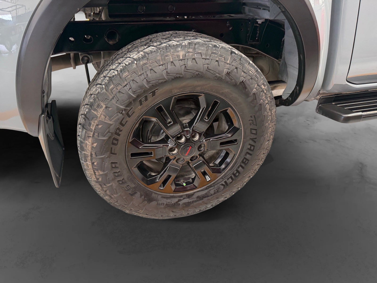 2022 Nissan FRONTIER PRO-4X 4X4 TA 22