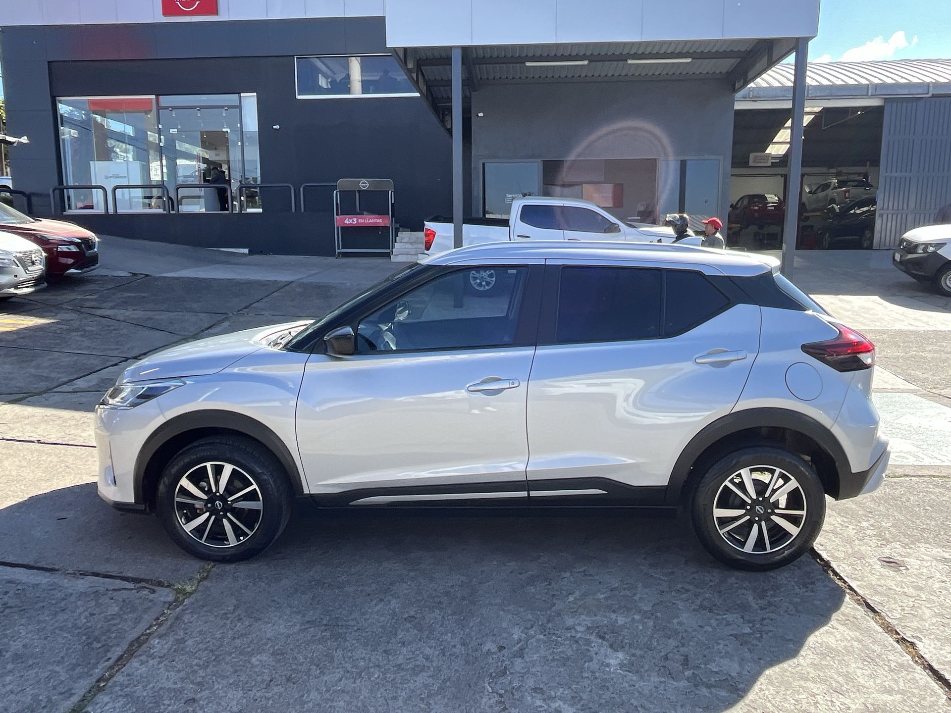 2022 Nissan KICKS ADVANCE 1.6 LTS MT 22