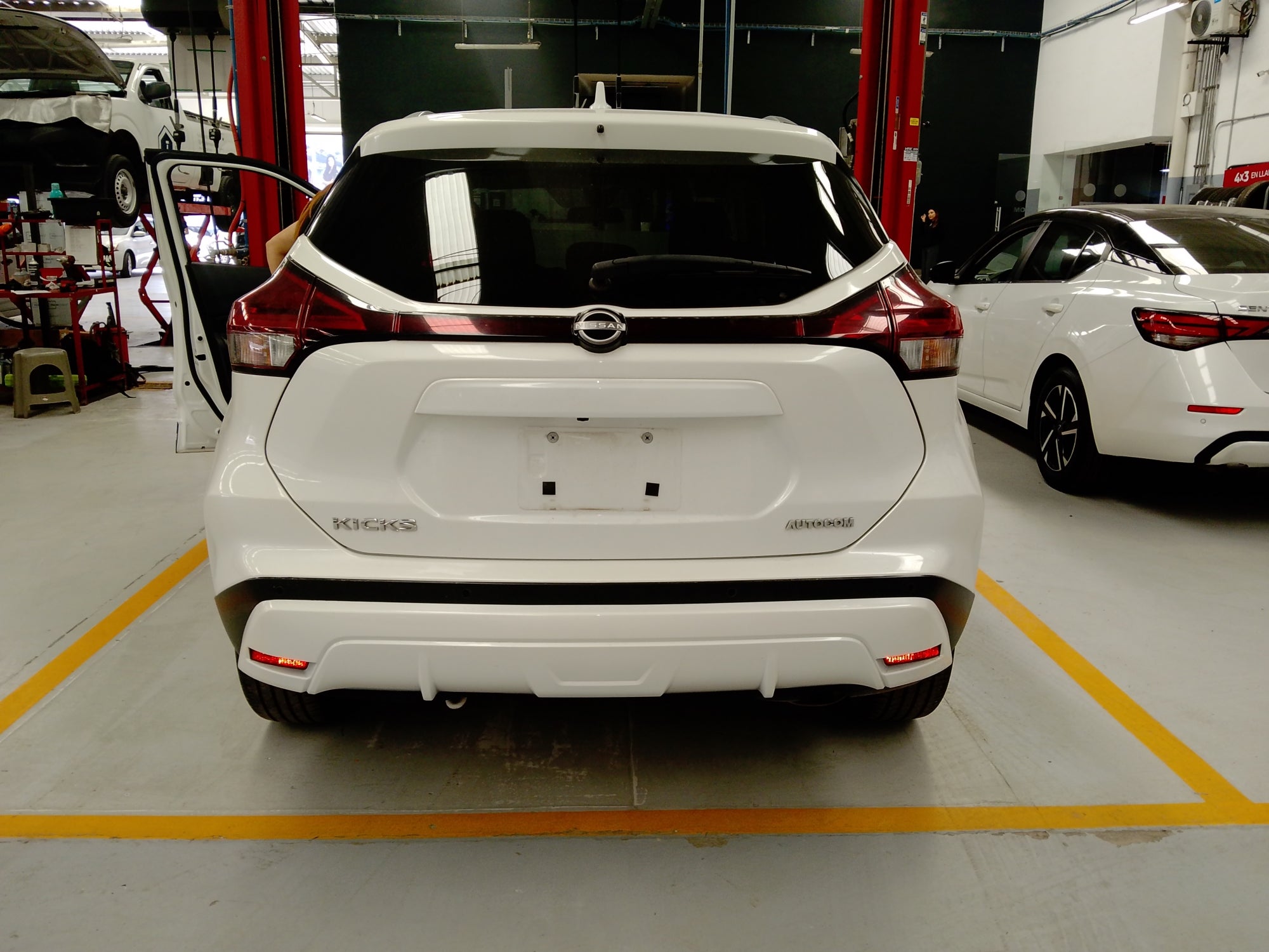 2024 Nissan KICKS PLATINUM 1.6 LTS CVT 24