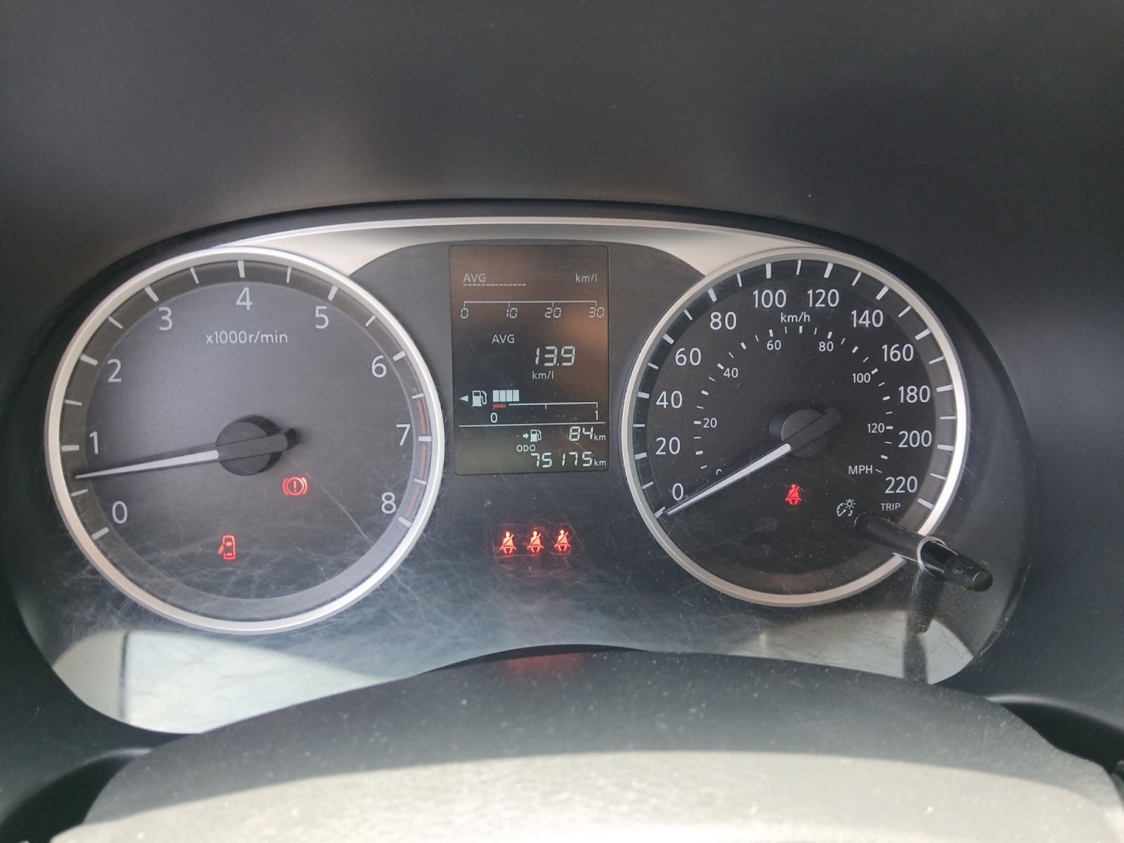 2023 Nissan KICKS ADVANCE 1.6 LTS MT 23