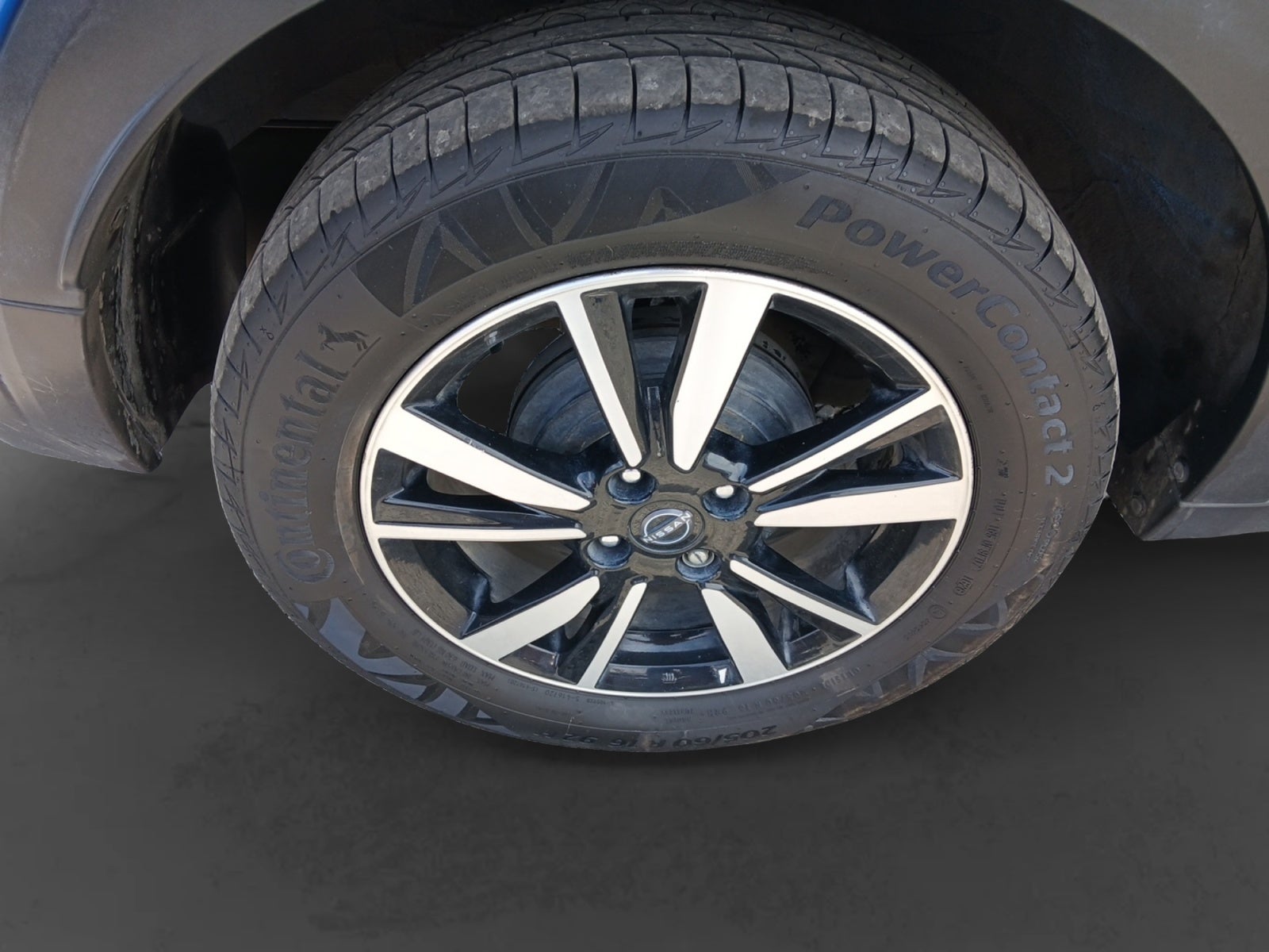2023 Nissan KICKS ADVANCE 1.6 LTS MT 23